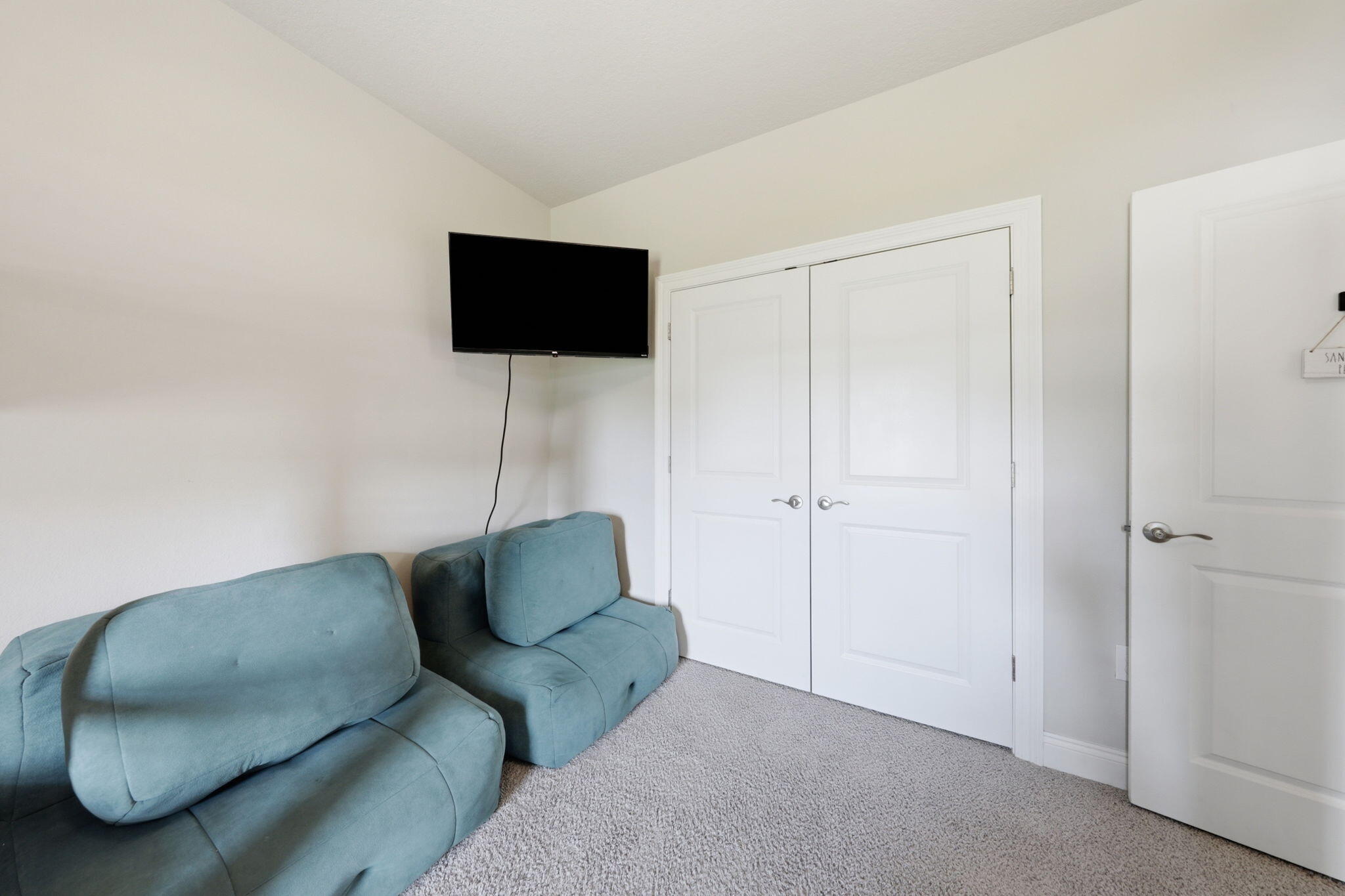 LOVEWOOD - Residential
