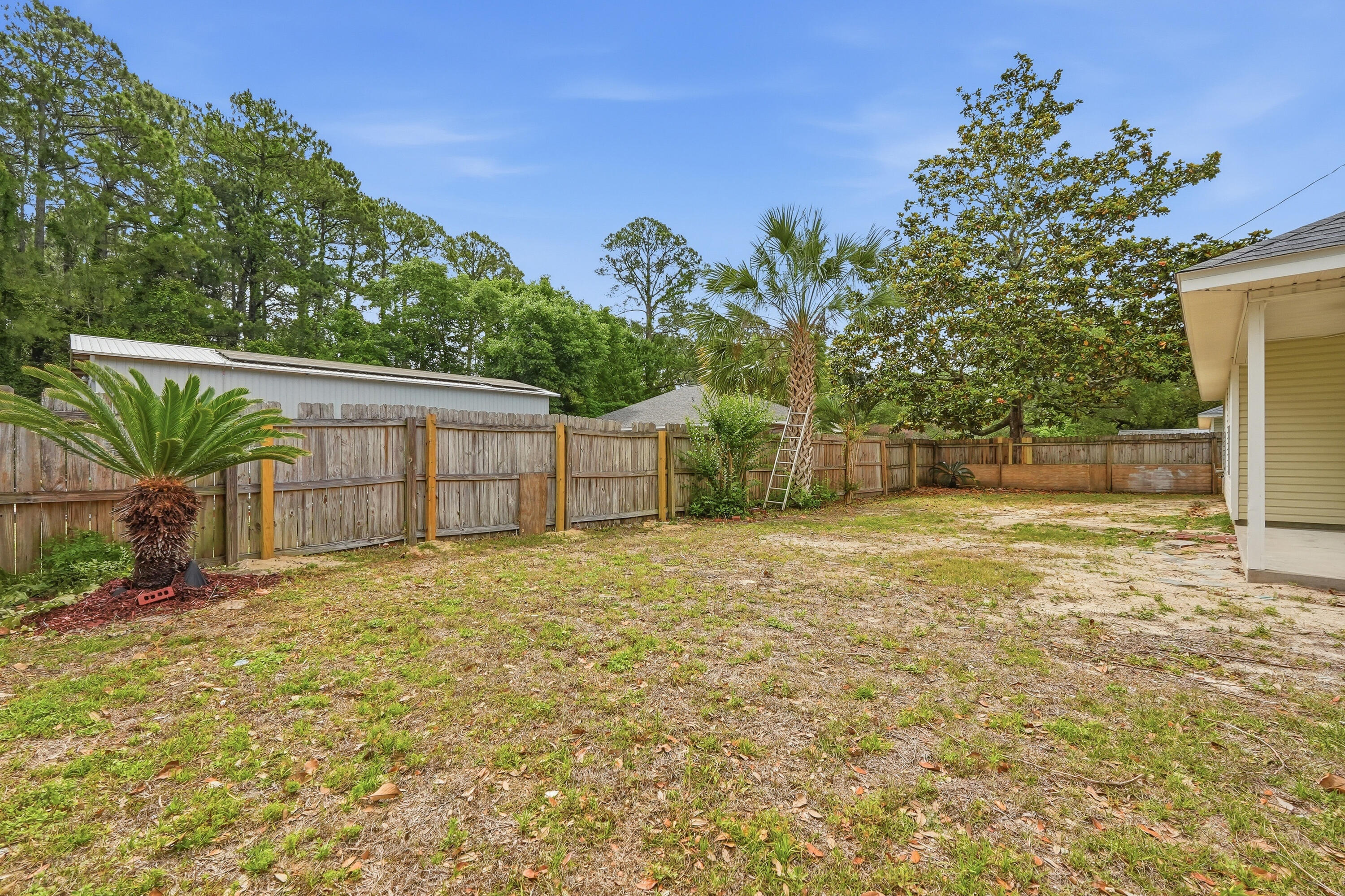 EMORY THOMAS - Residential Lease