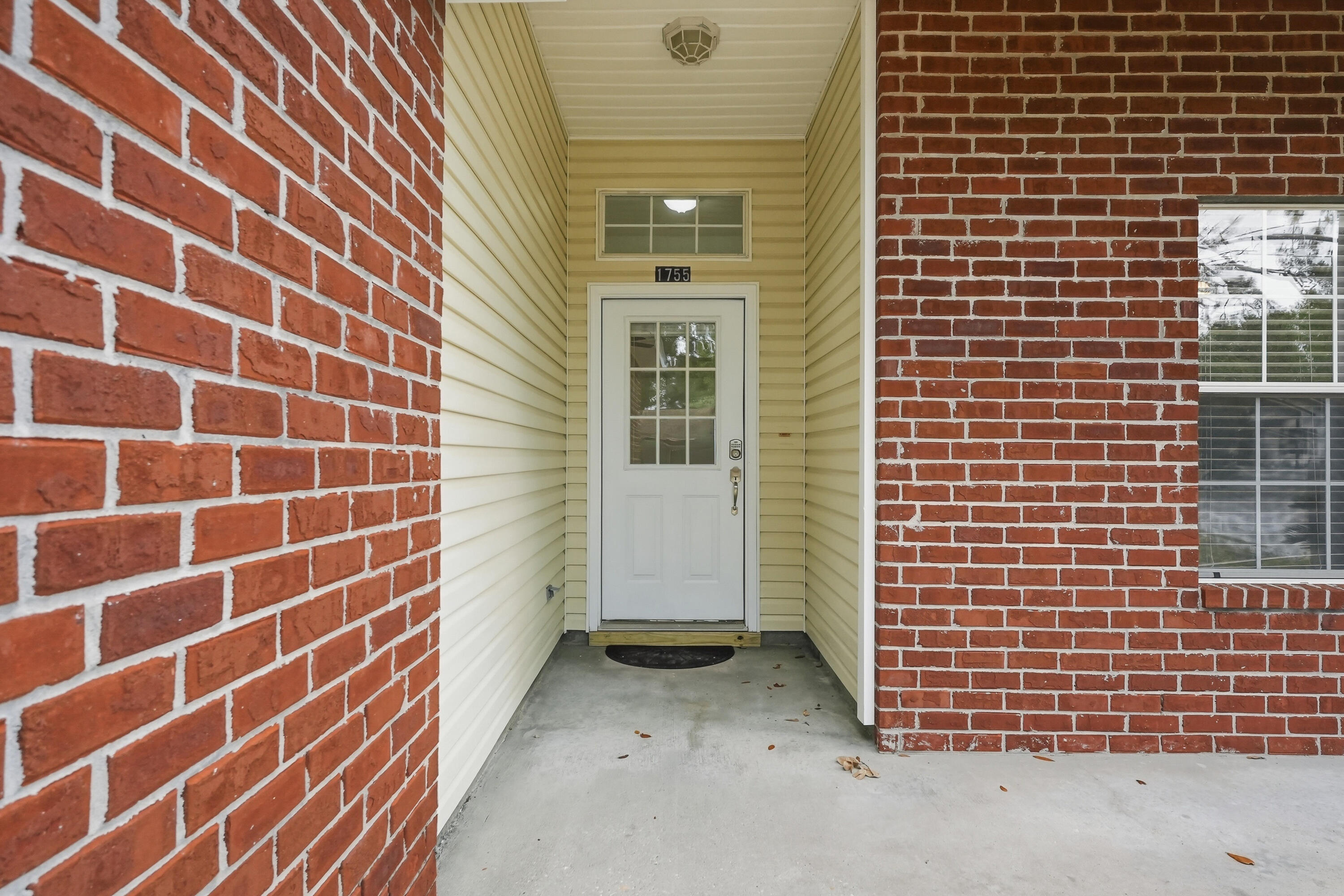 EMORY THOMAS - Residential Lease
