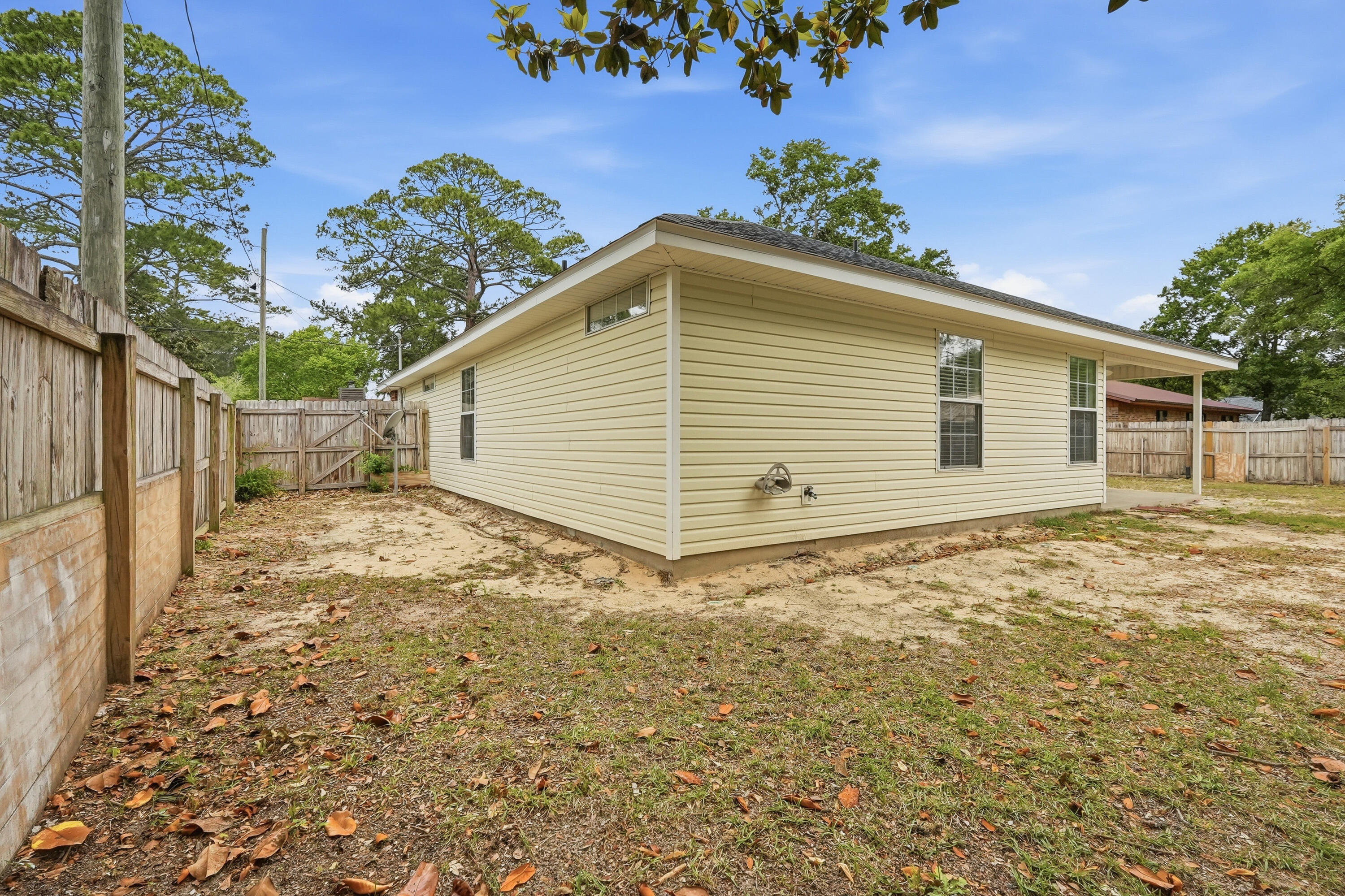 EMORY THOMAS - Residential Lease