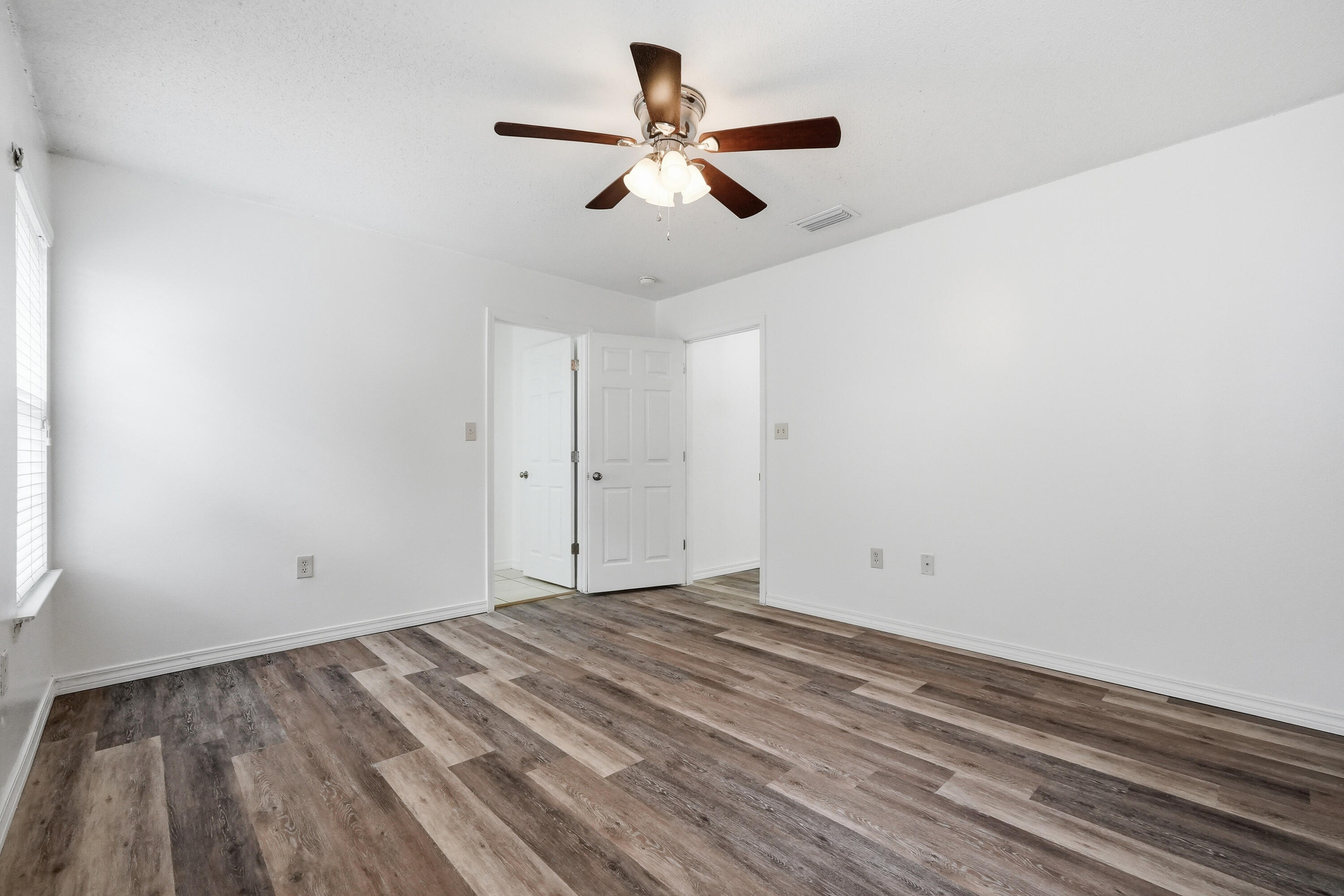 EMORY THOMAS - Residential Lease