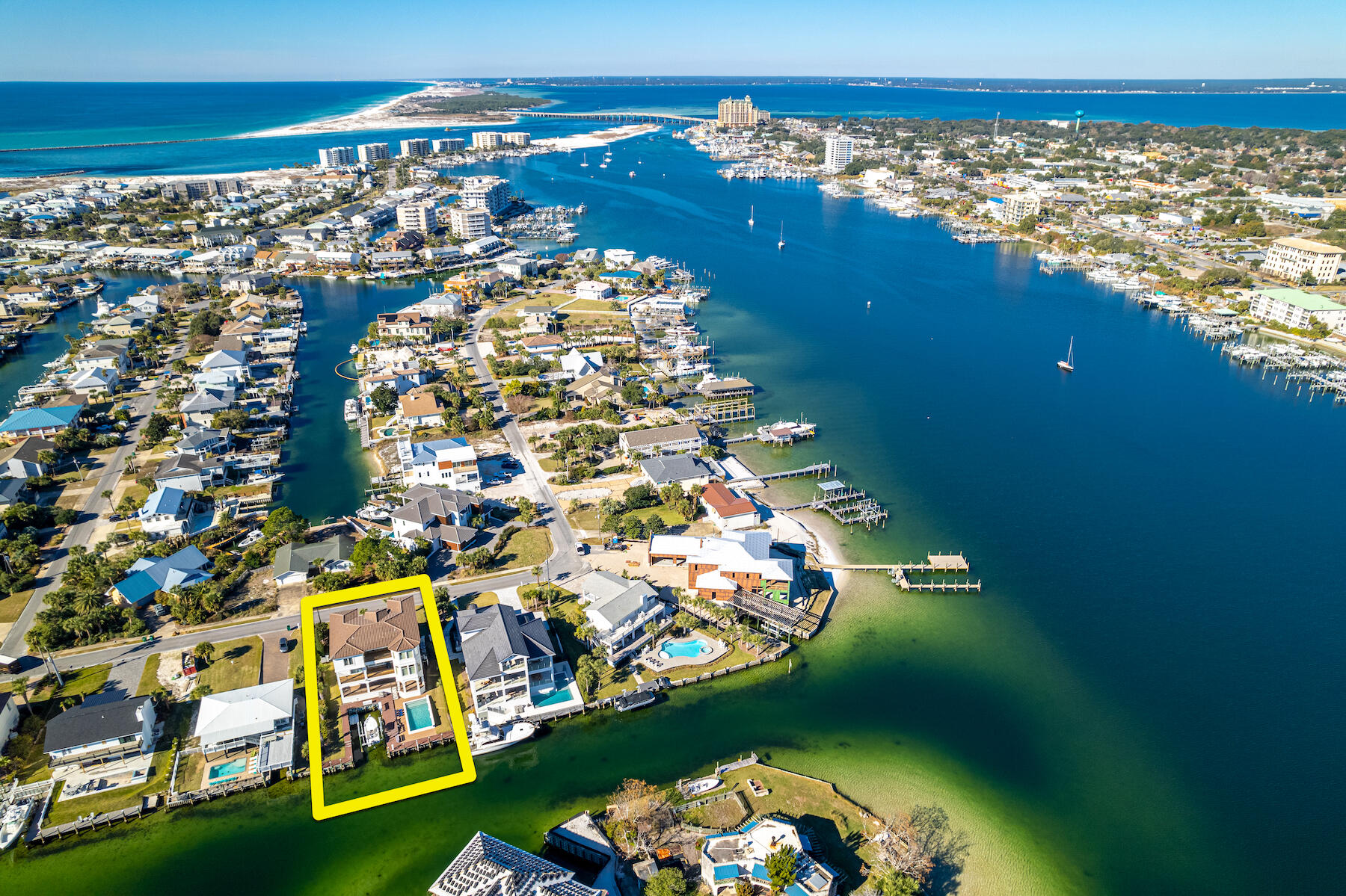 HOLIDAY ISLE - Residential
