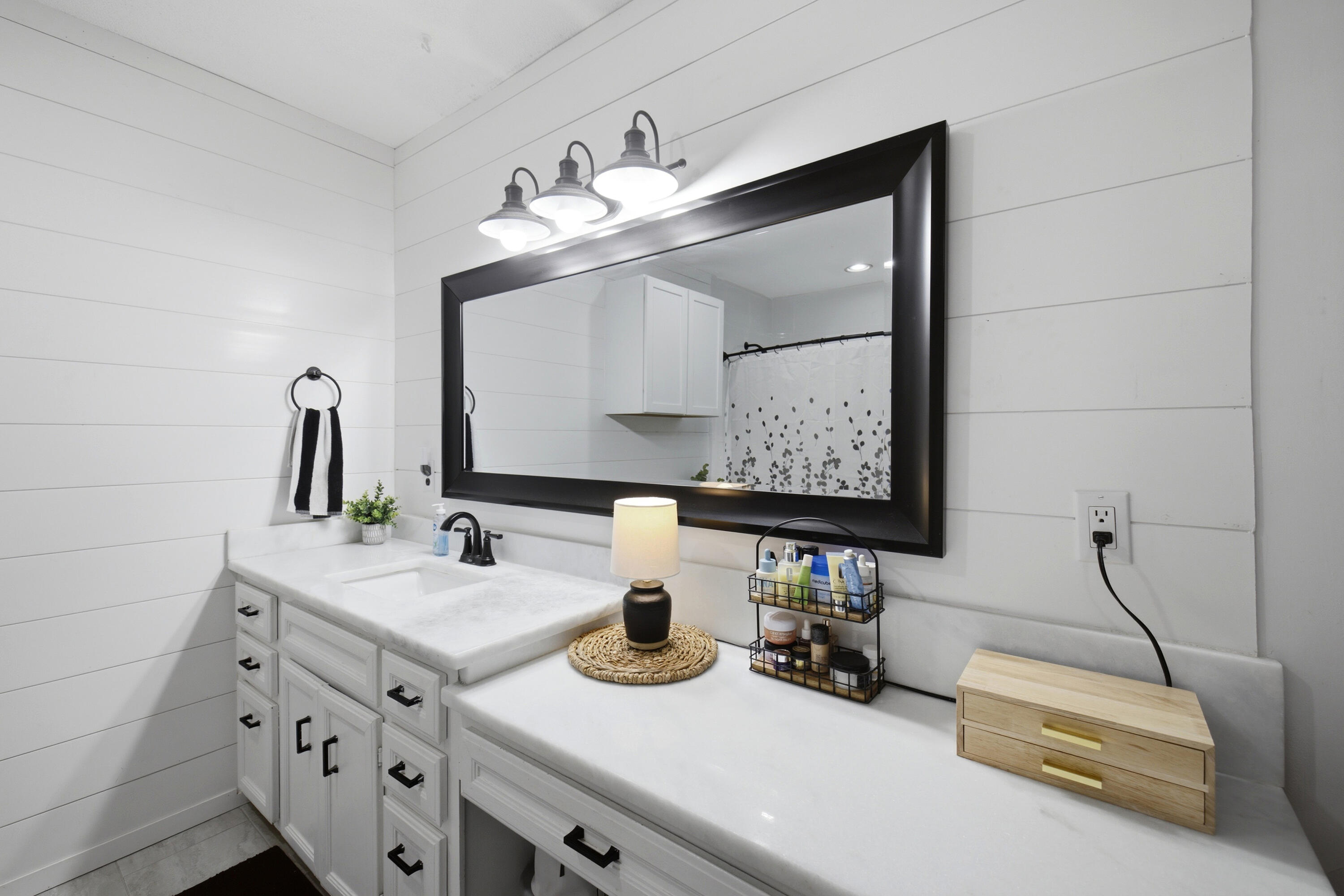Poquito Bayou - Residential