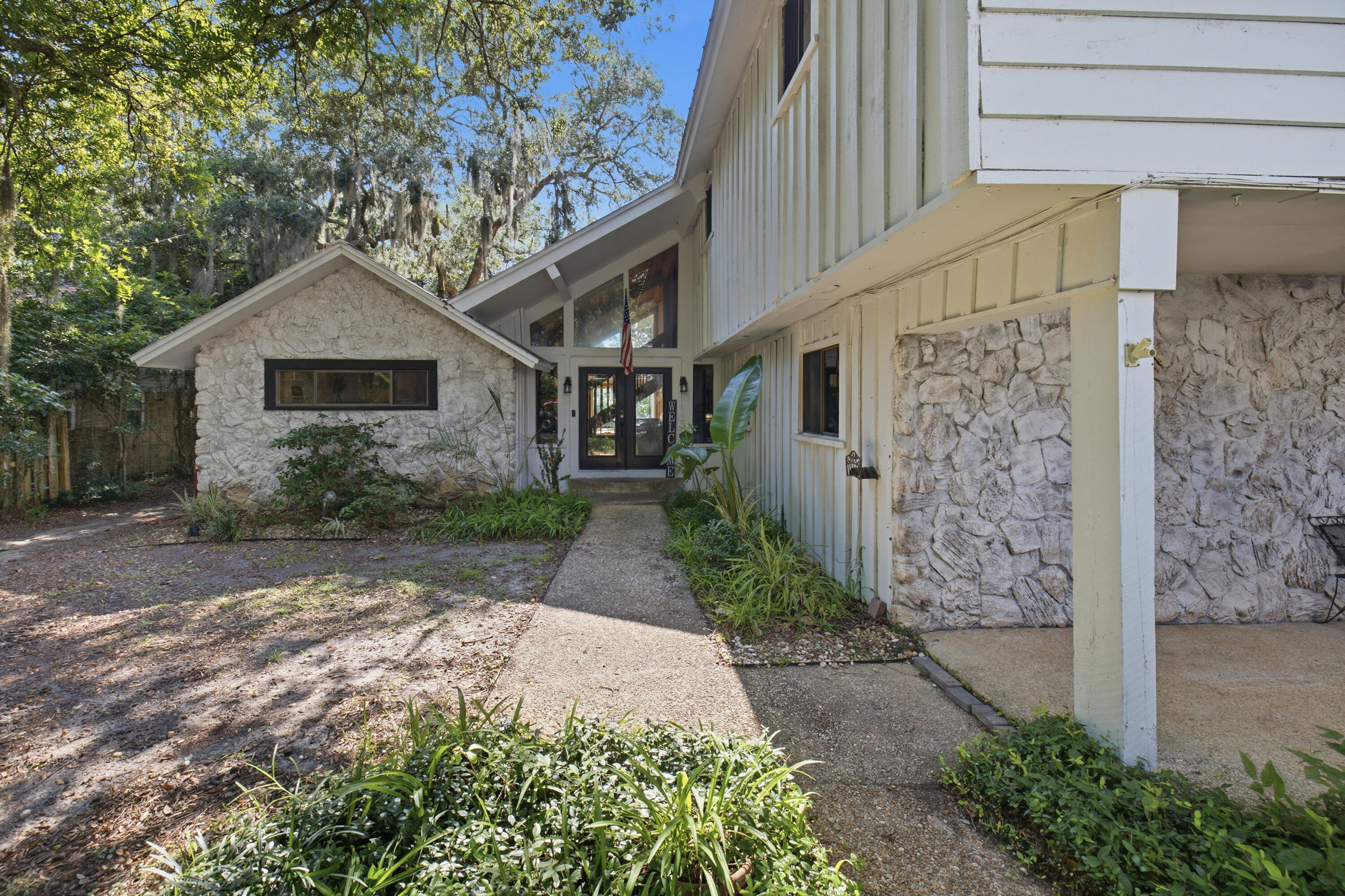Poquito Bayou - Residential
