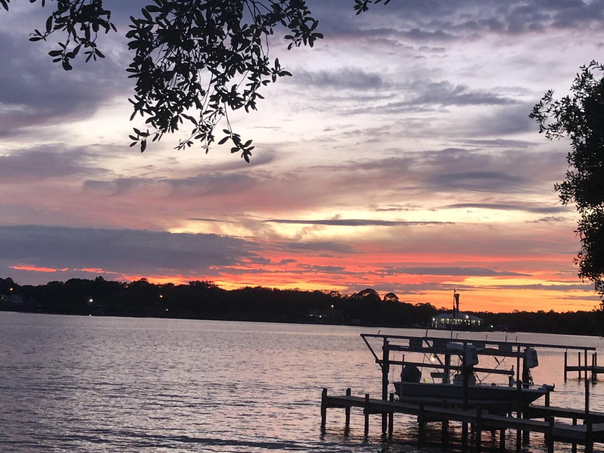 Poquito Bayou - Residential