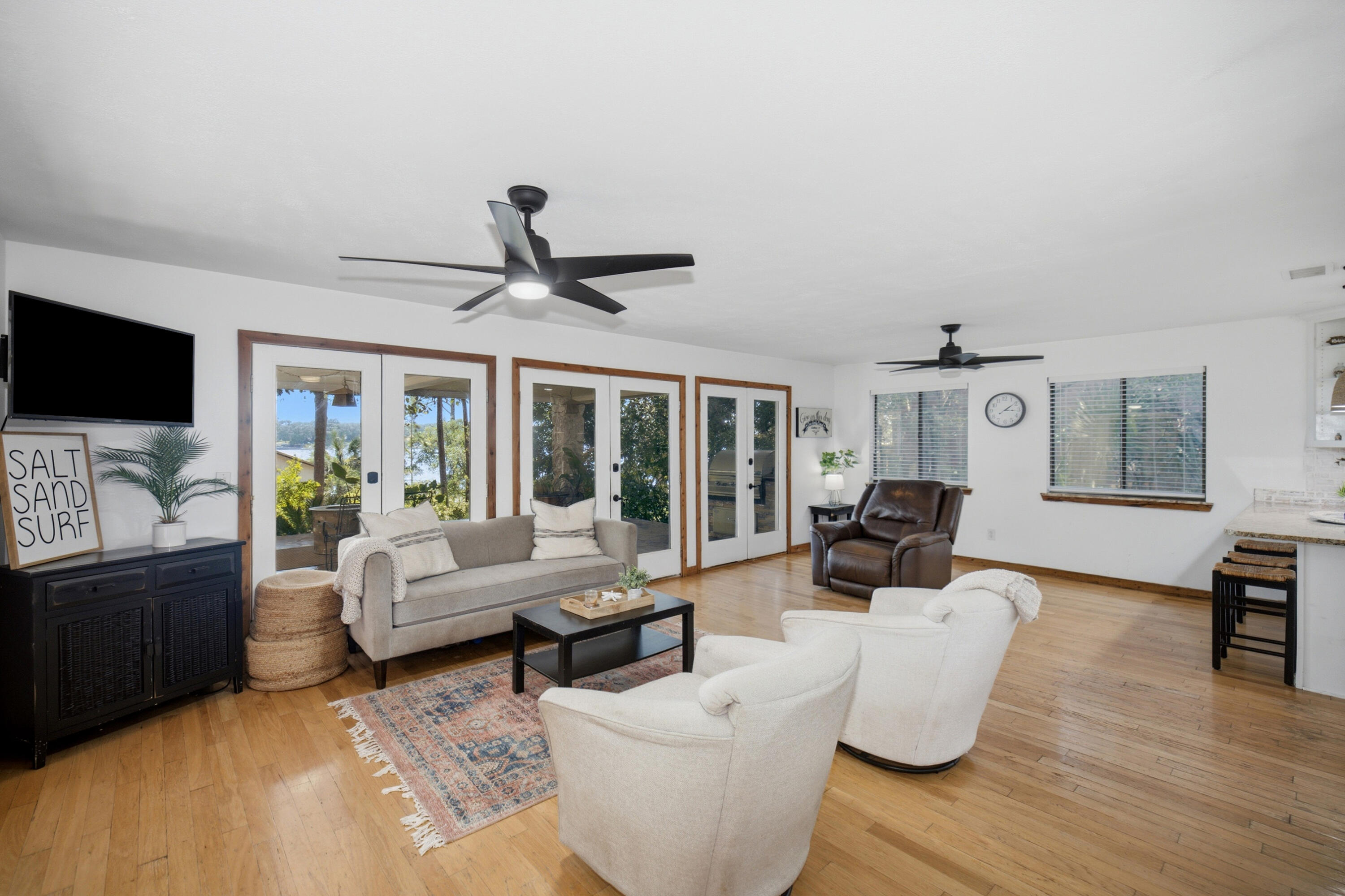 Poquito Bayou - Residential