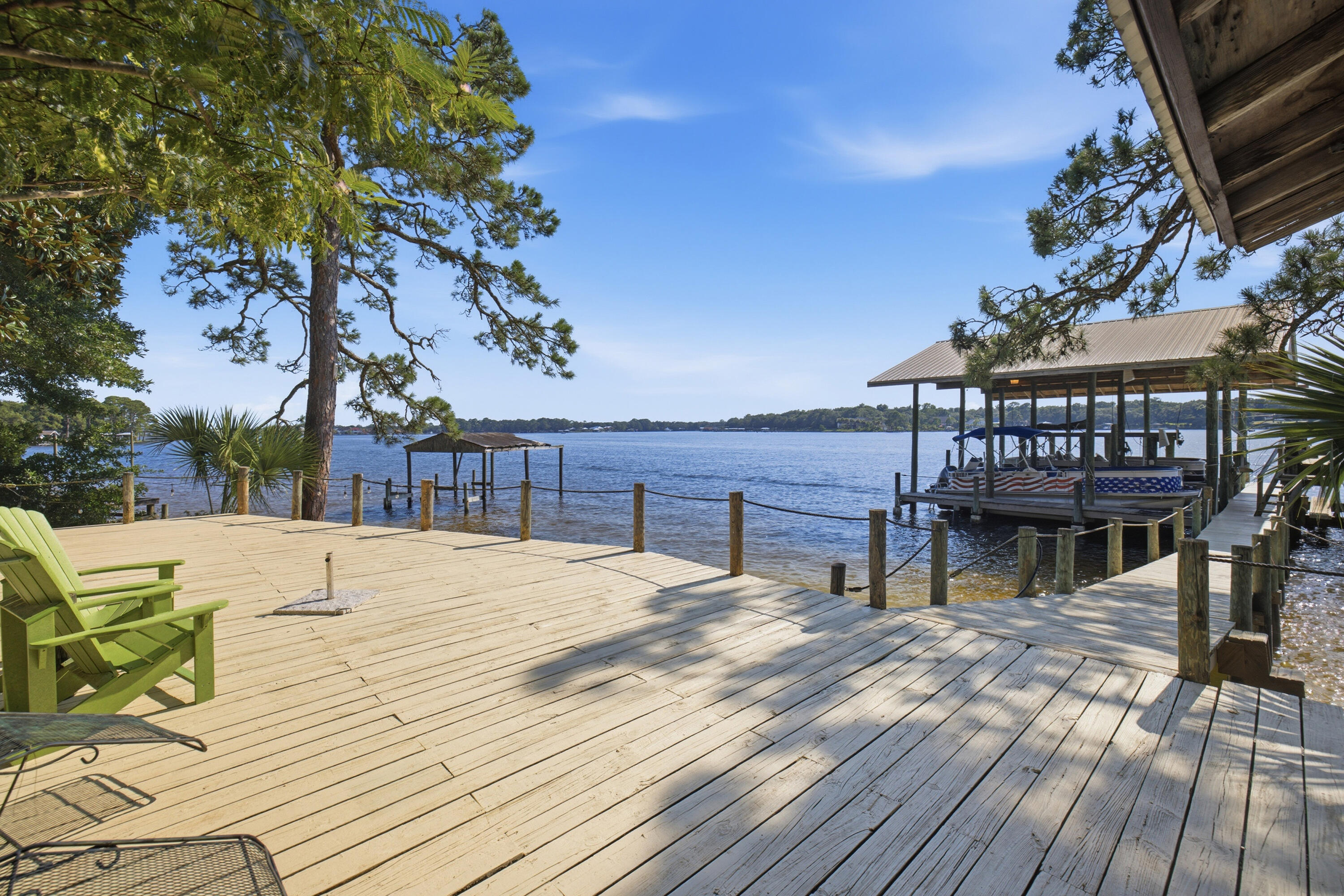 Poquito Bayou - Residential