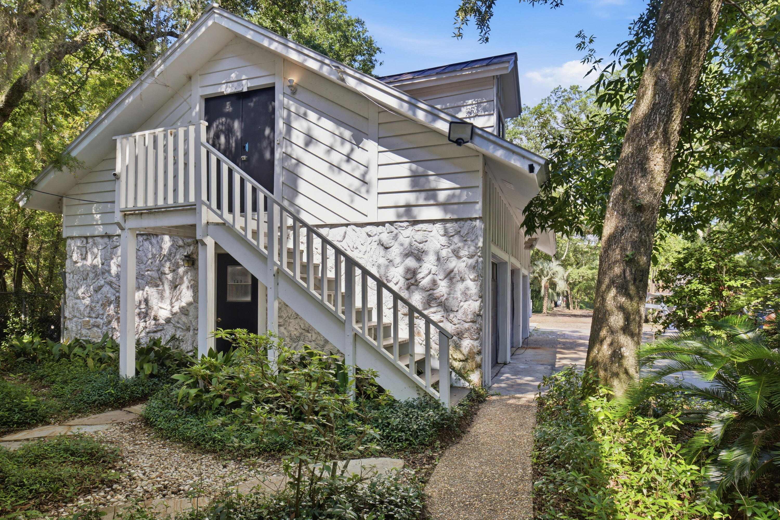 Poquito Bayou - Residential