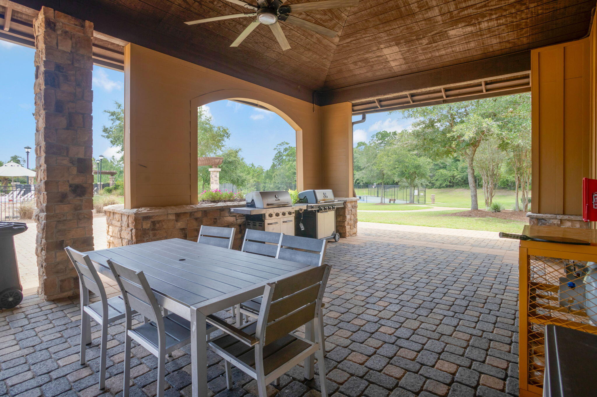 NATURES TRAIL - Residential