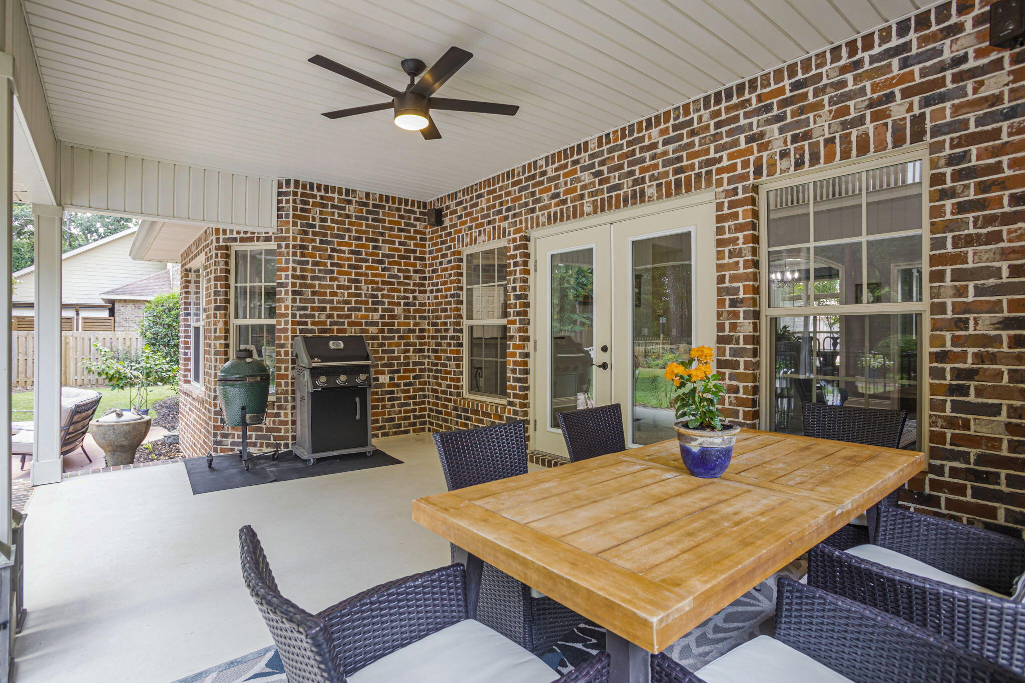 NATURES TRAIL - Residential