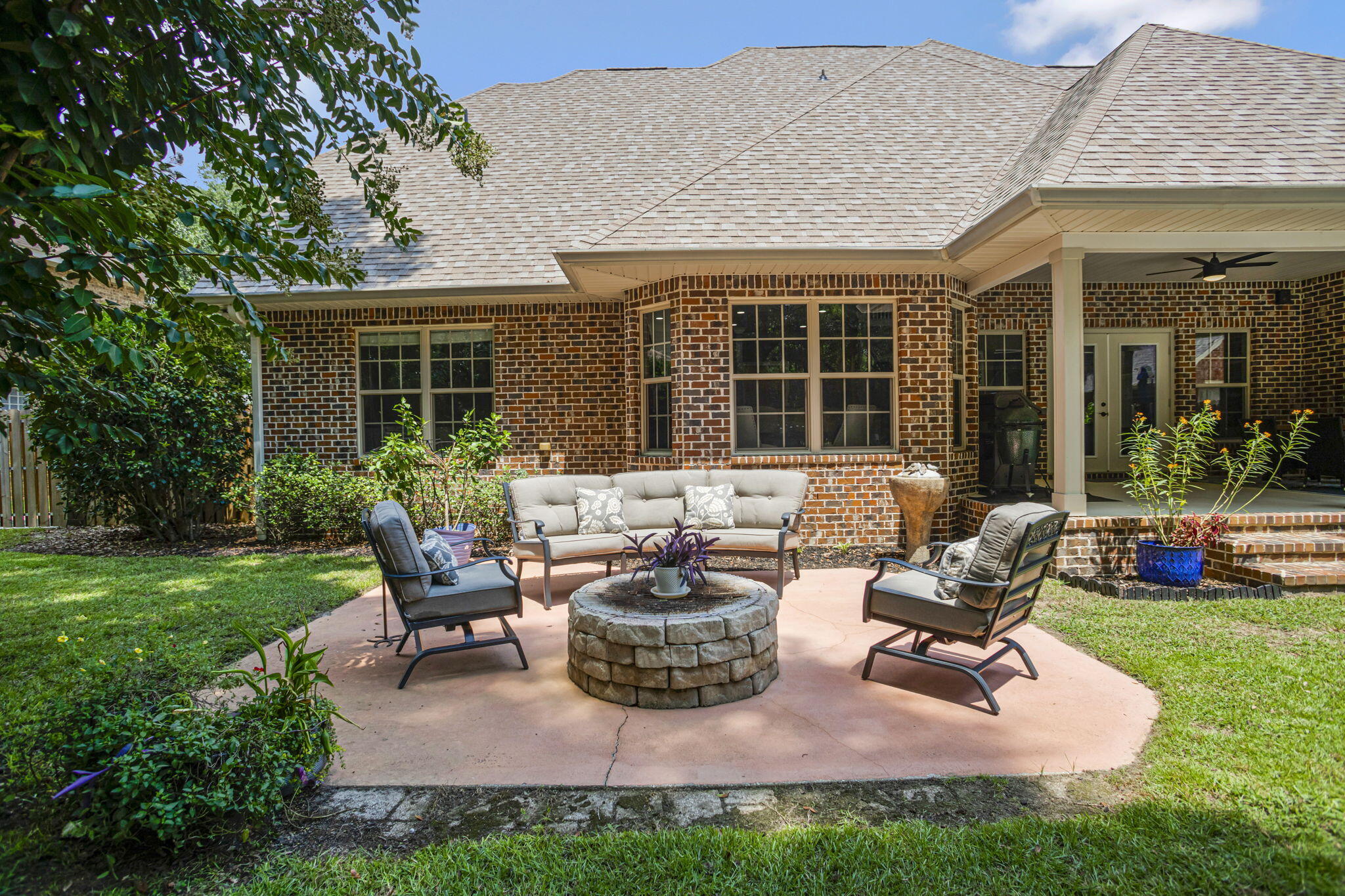 NATURES TRAIL - Residential