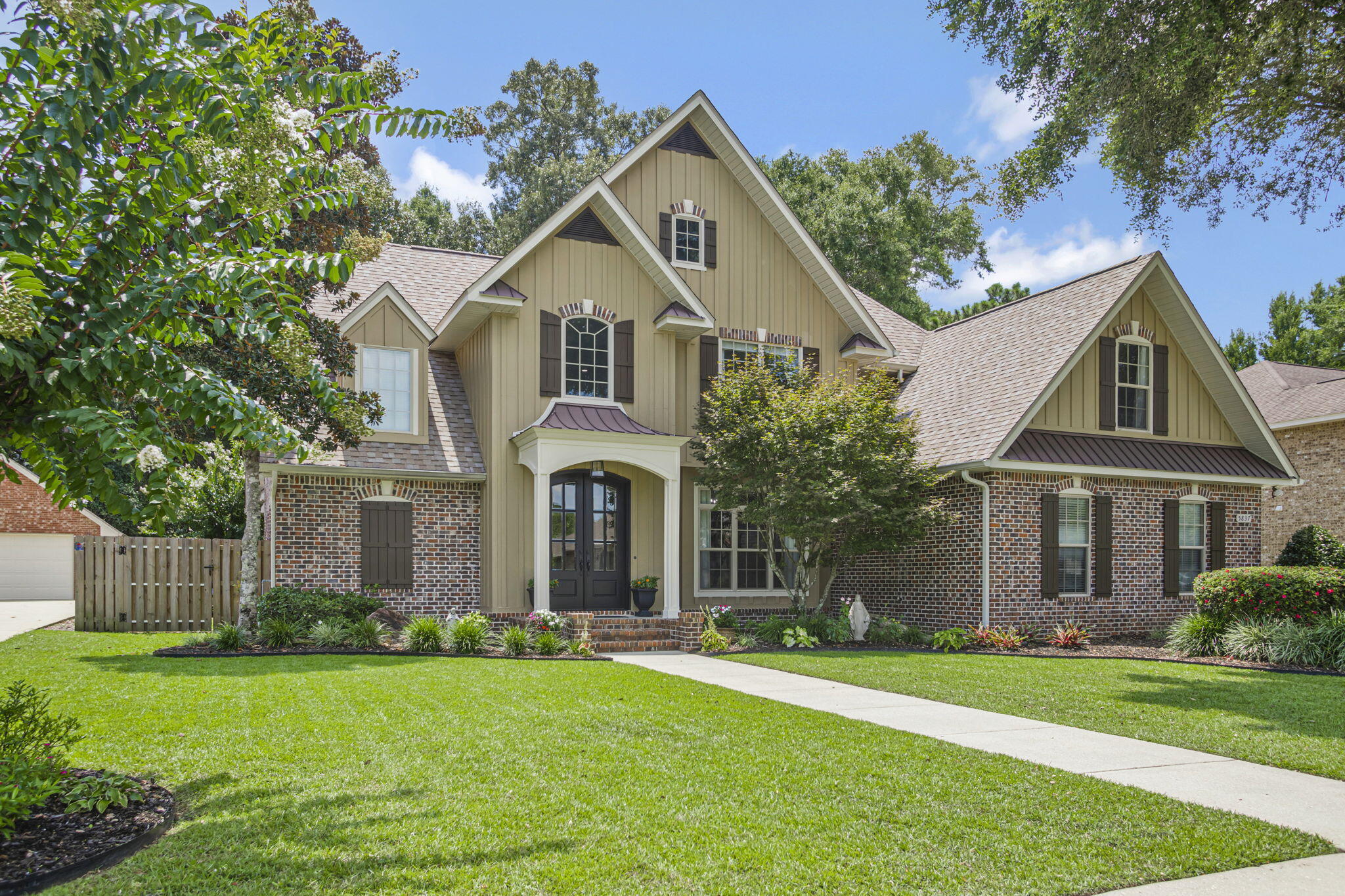 NATURES TRAIL - Residential