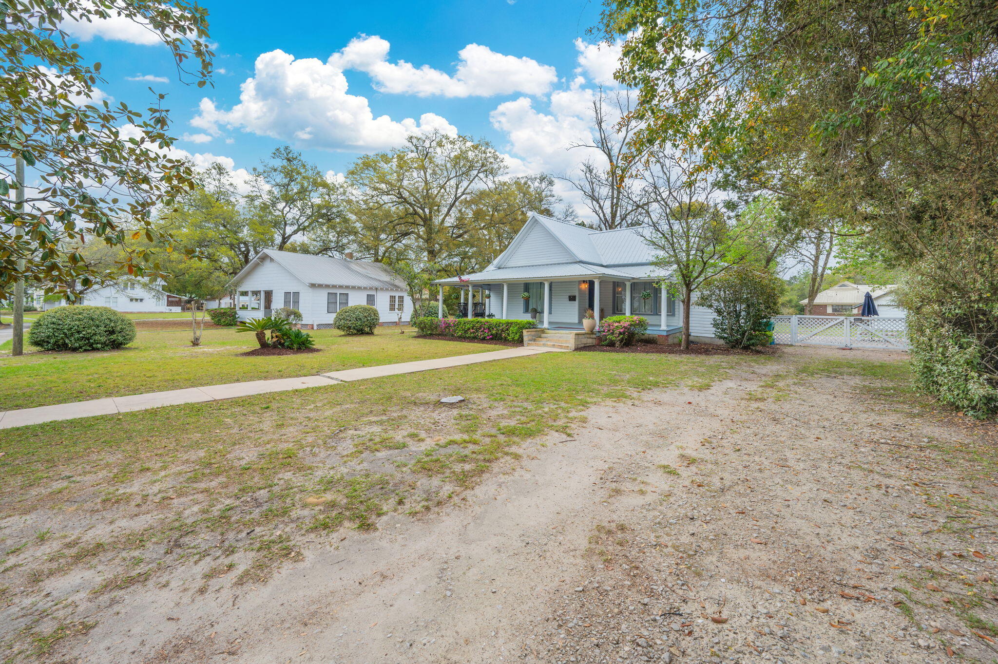 TOWN OF DEFUNIAK SPRINGS - Residential