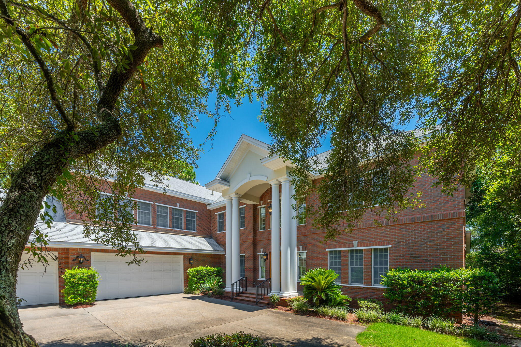 Poquito Bayou - Residential