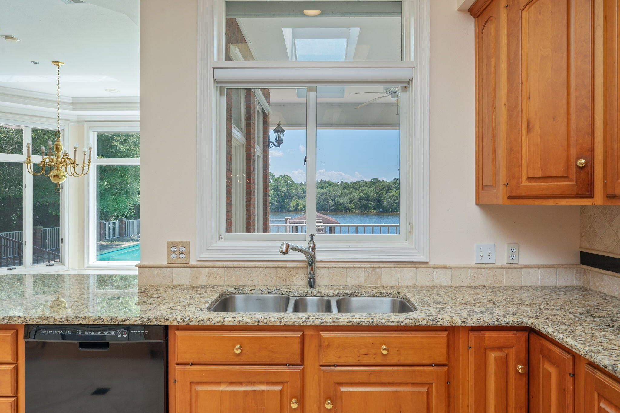 Poquito Bayou - Residential