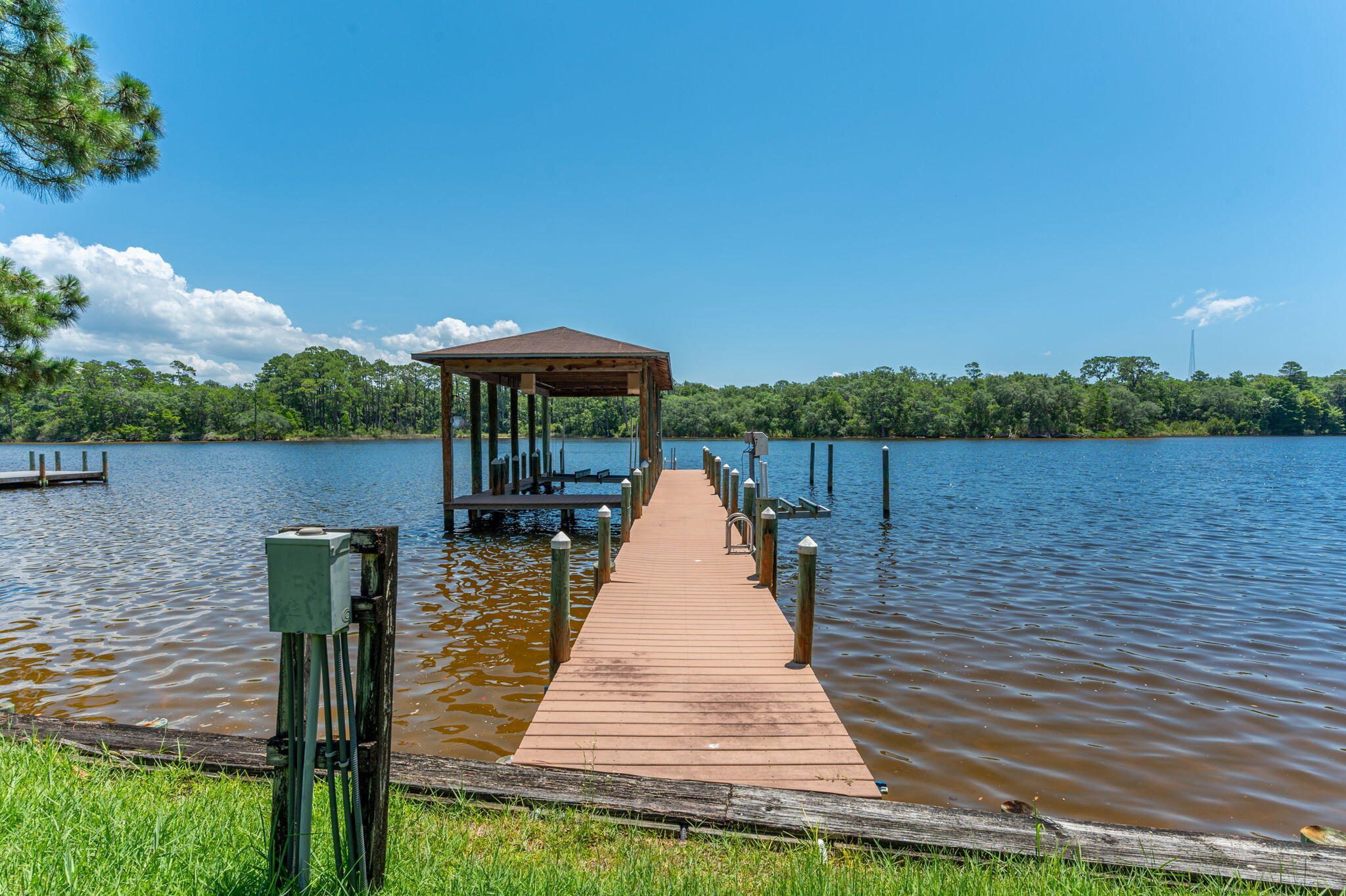Poquito Bayou - Residential