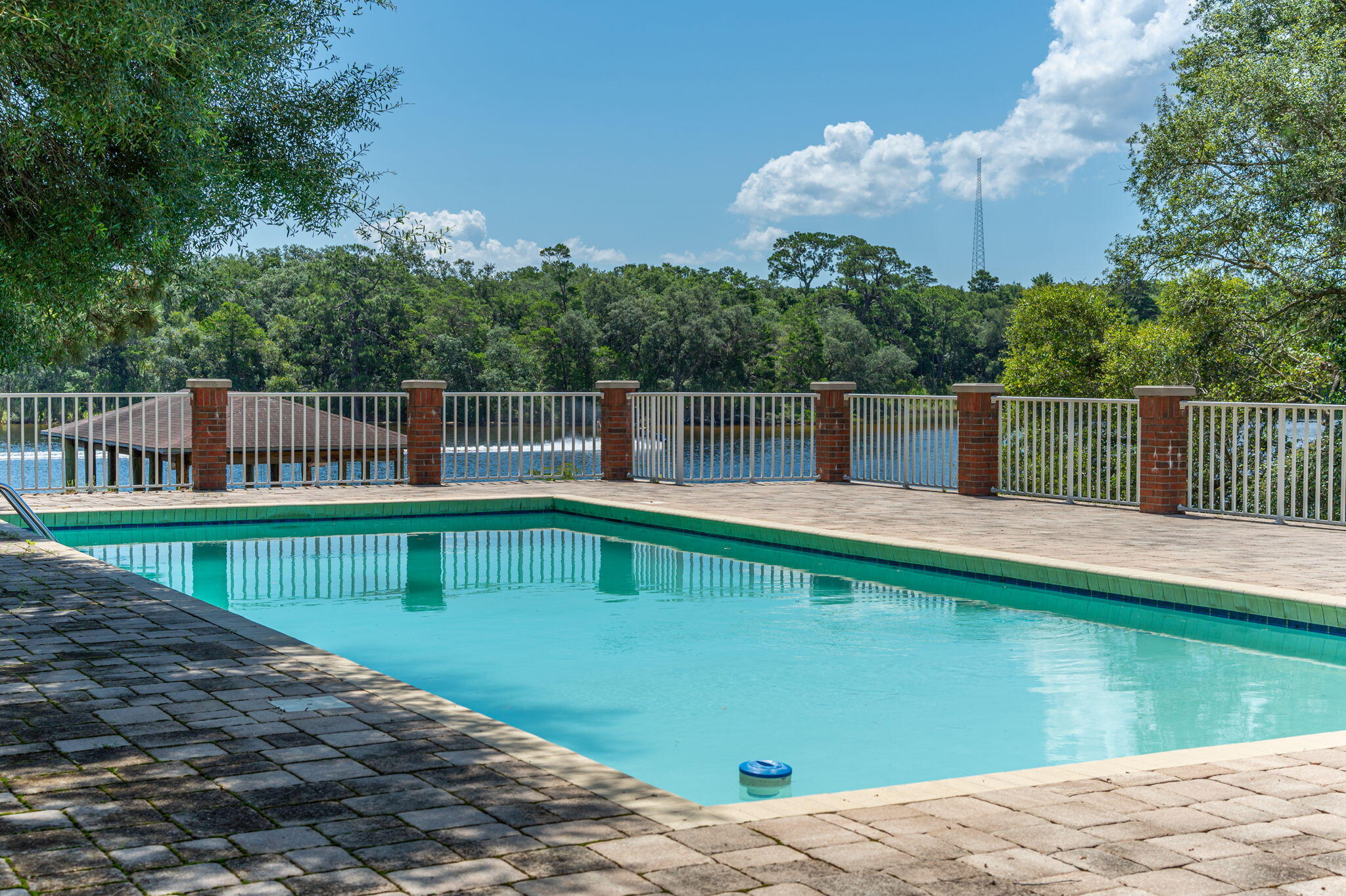 Poquito Bayou - Residential