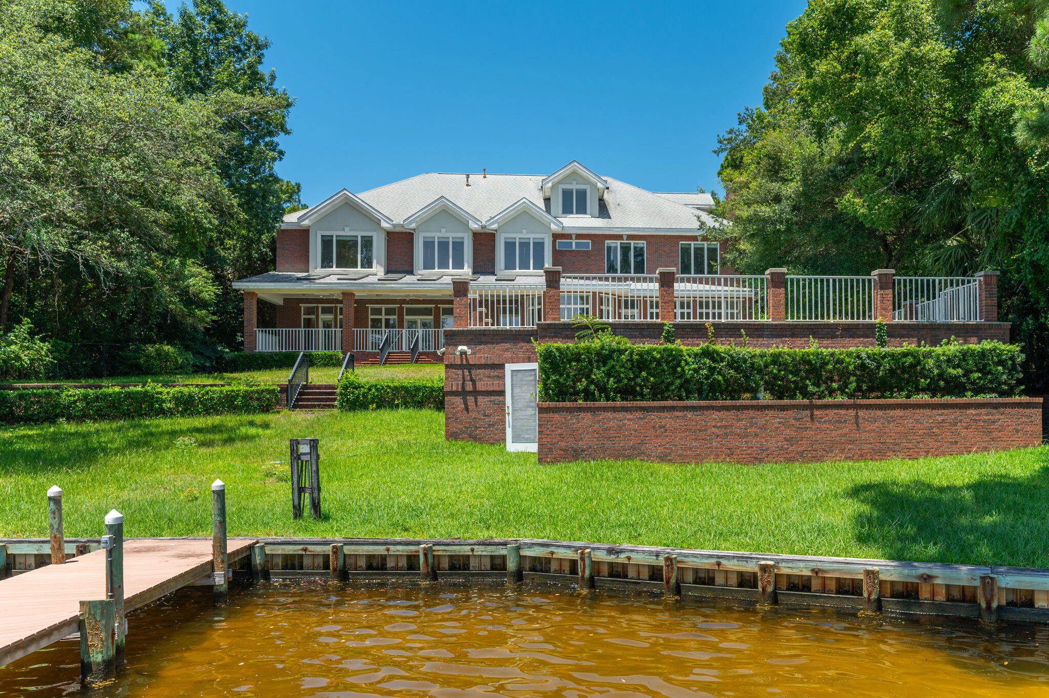 Poquito Bayou - Residential