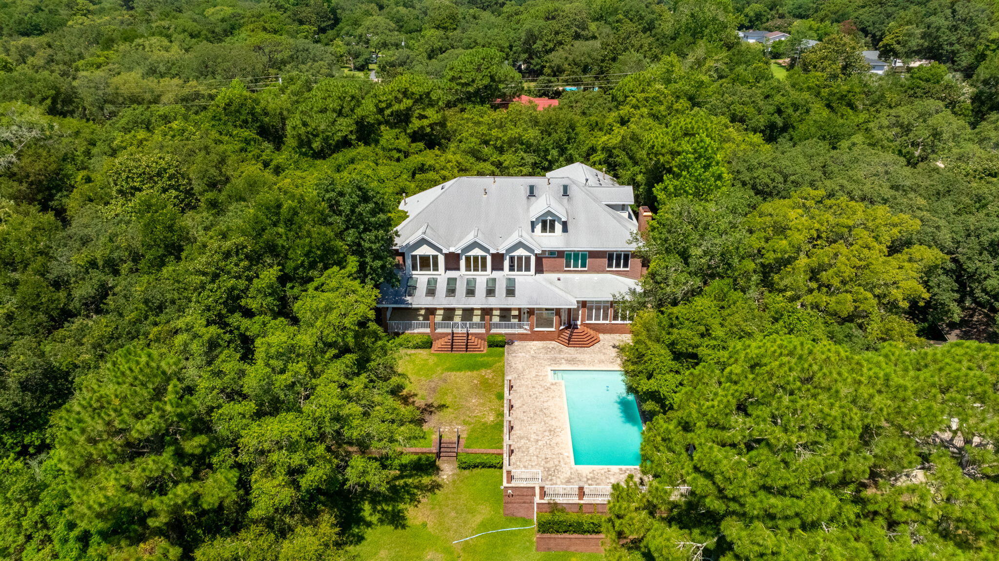 Poquito Bayou - Residential