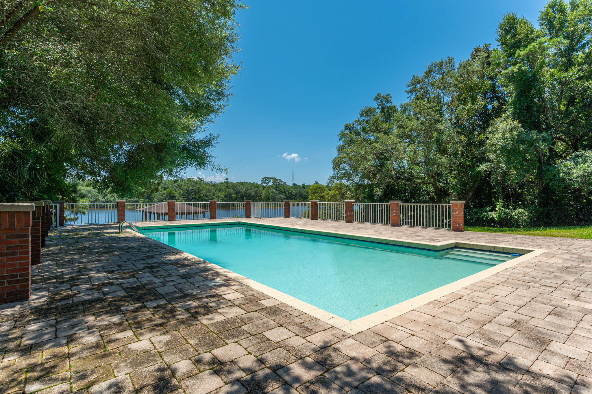 Poquito Bayou - Residential