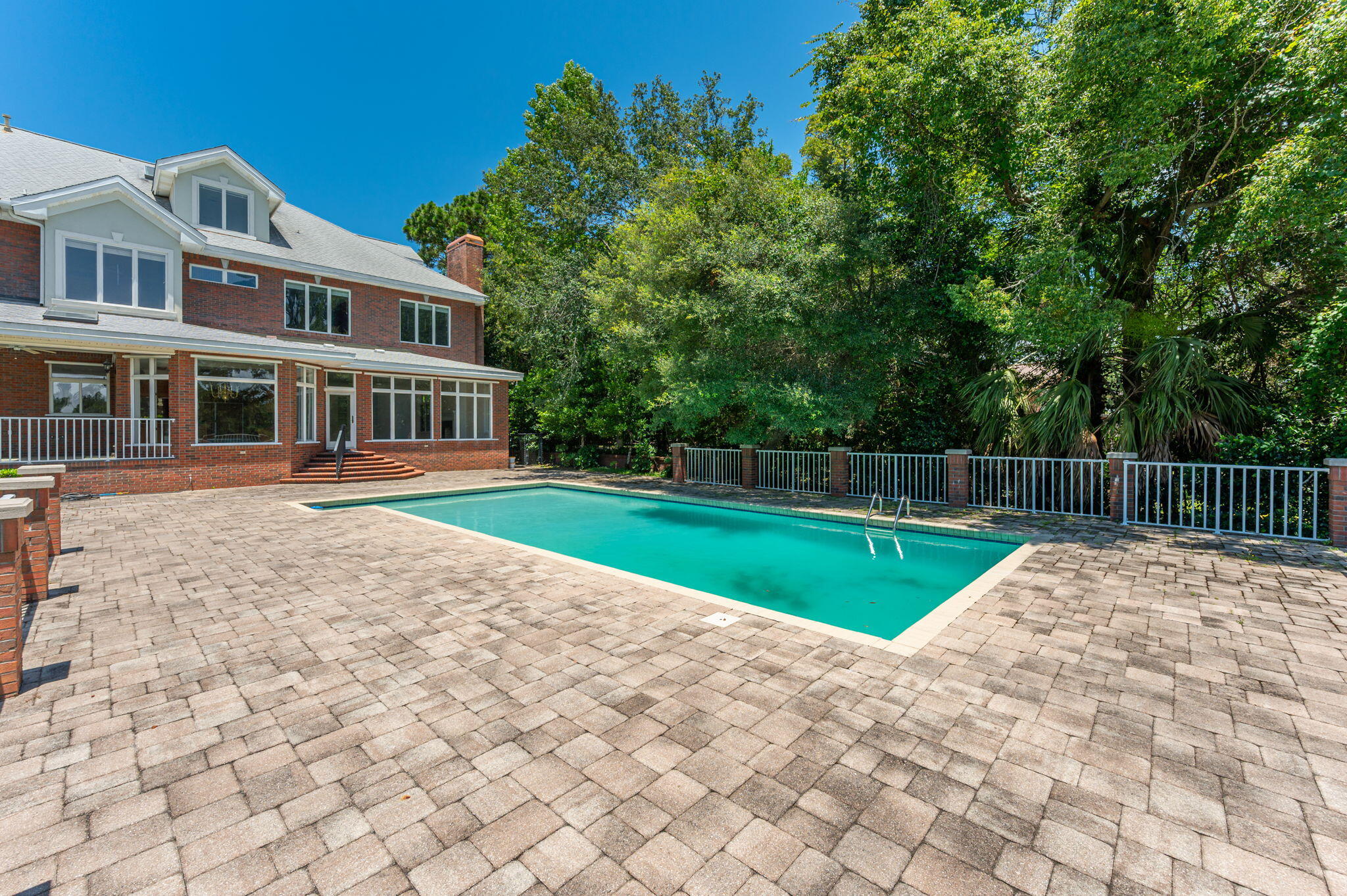 Poquito Bayou - Residential