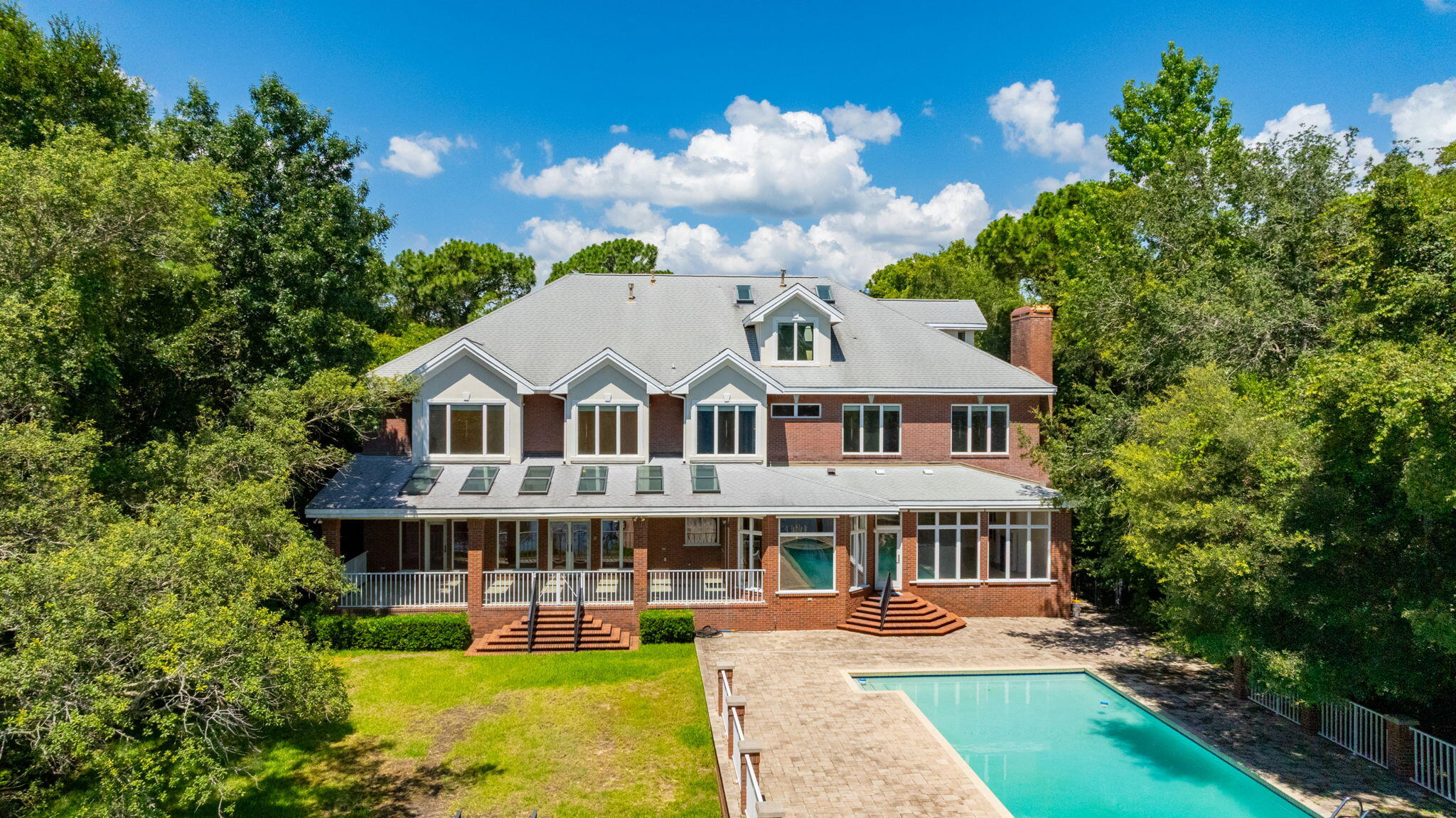 Poquito Bayou - Residential