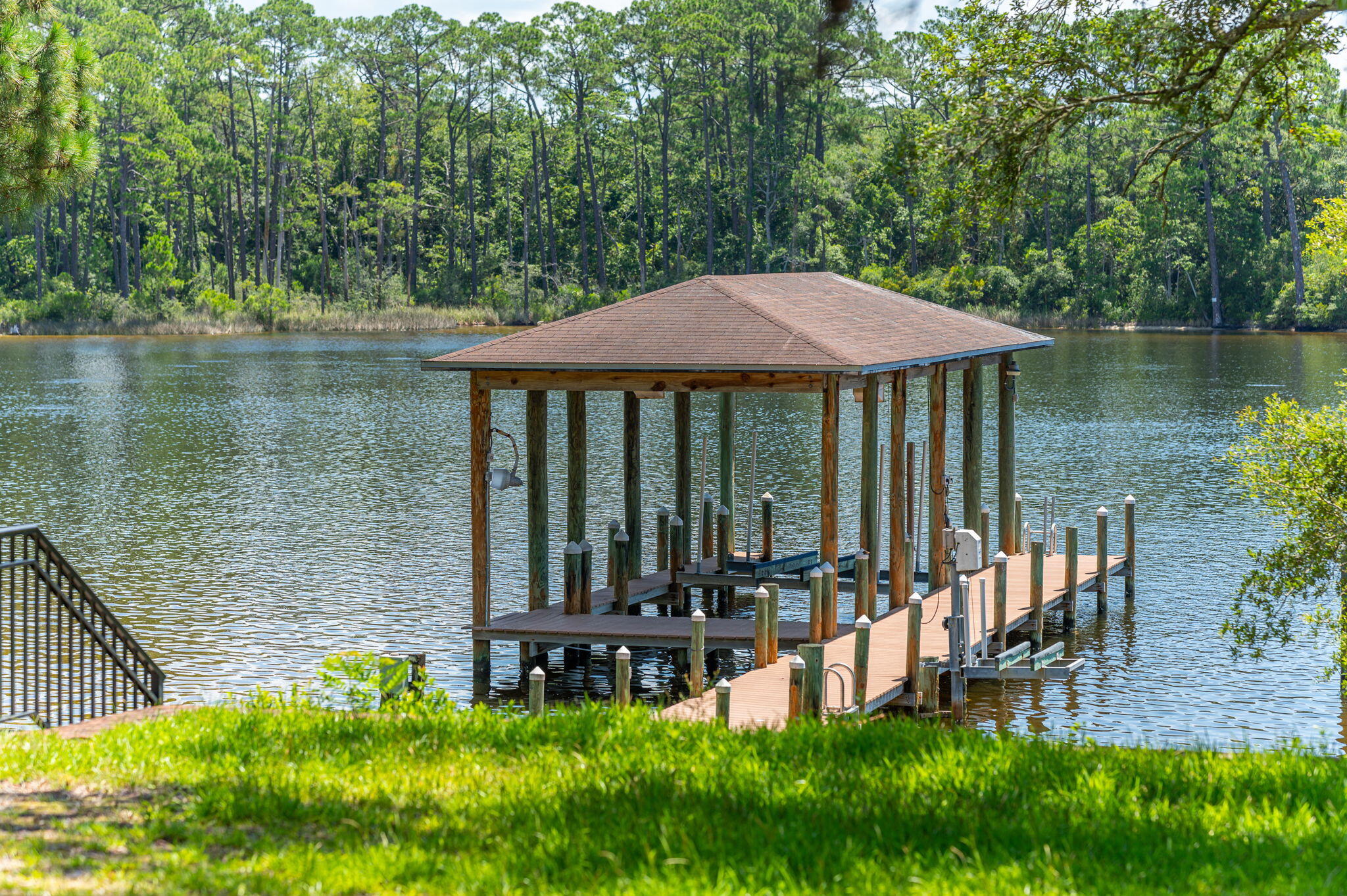 Poquito Bayou - Residential
