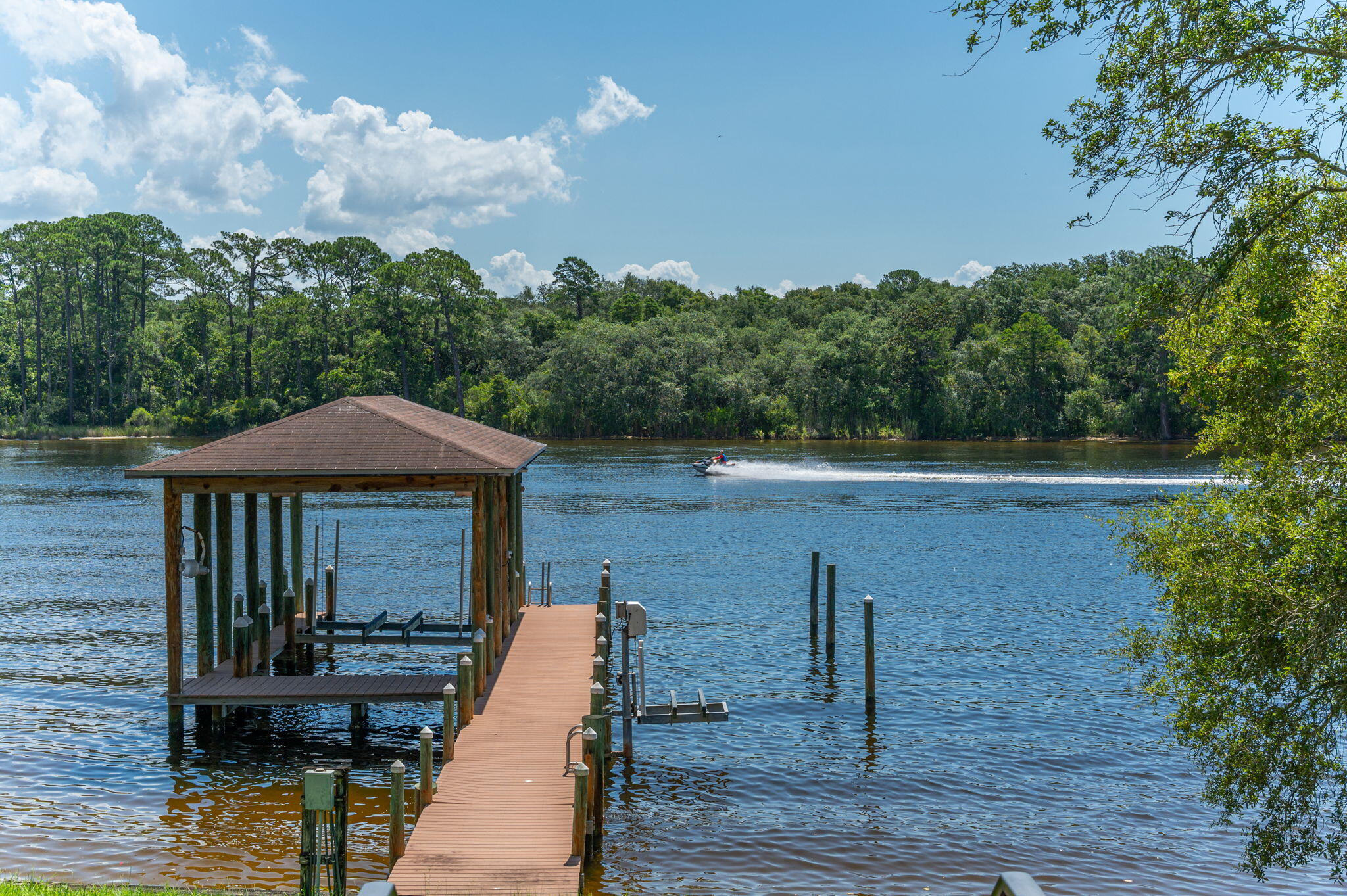 Poquito Bayou - Residential