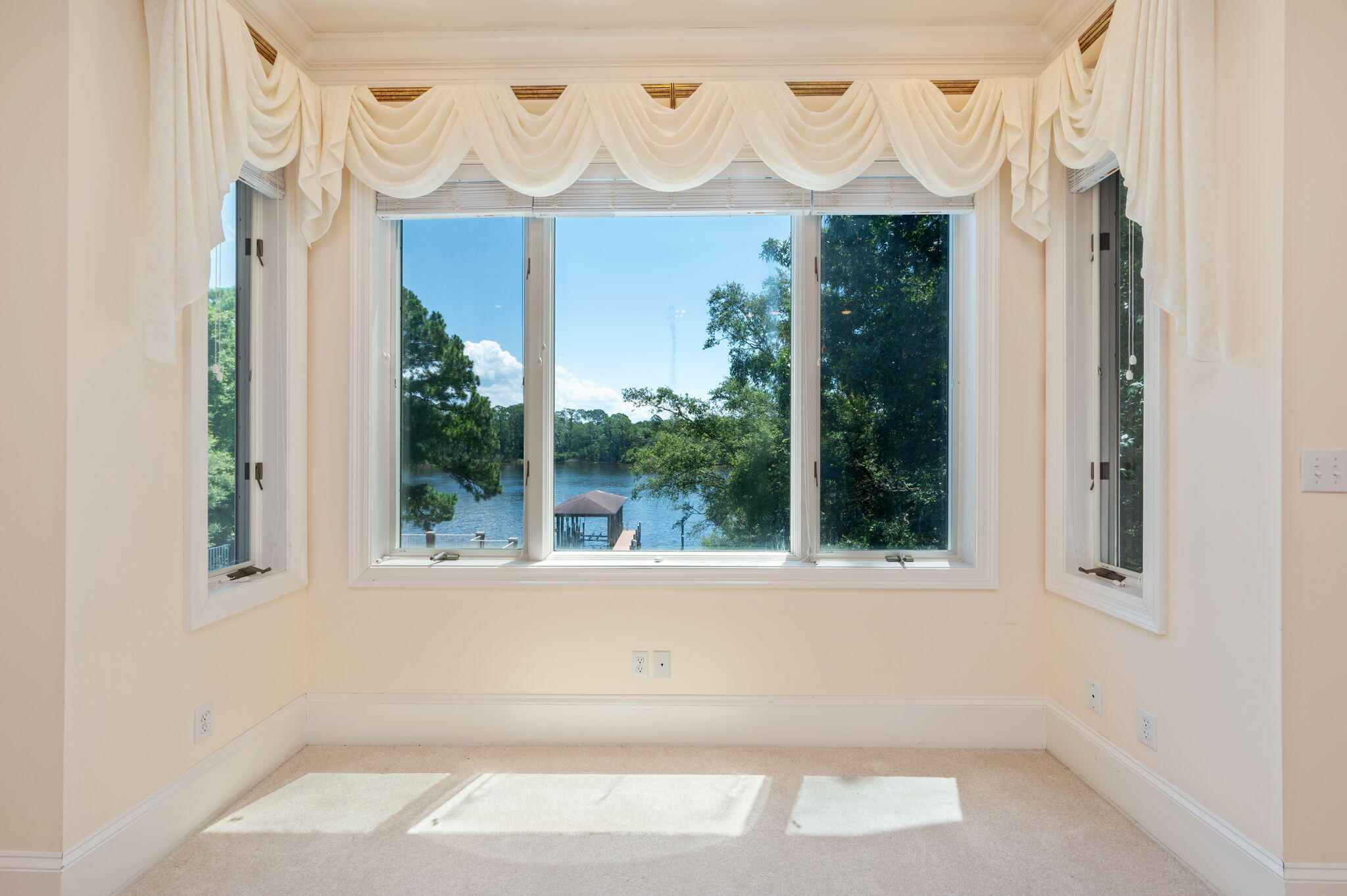 Poquito Bayou - Residential
