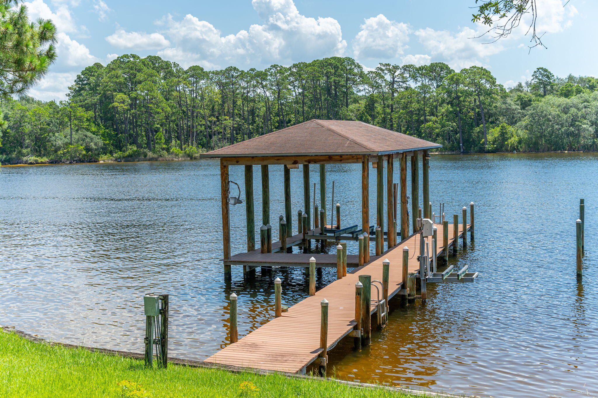 Poquito Bayou - Residential