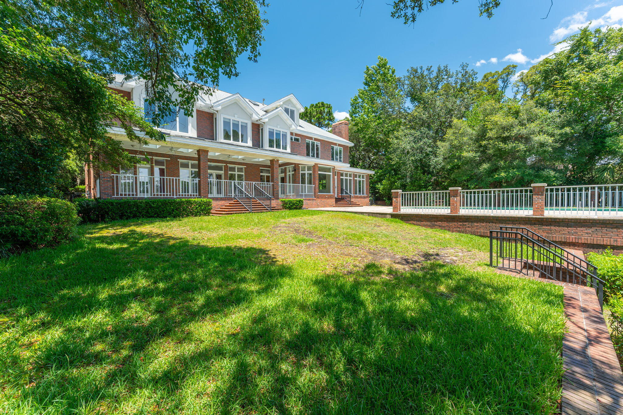 Poquito Bayou - Residential