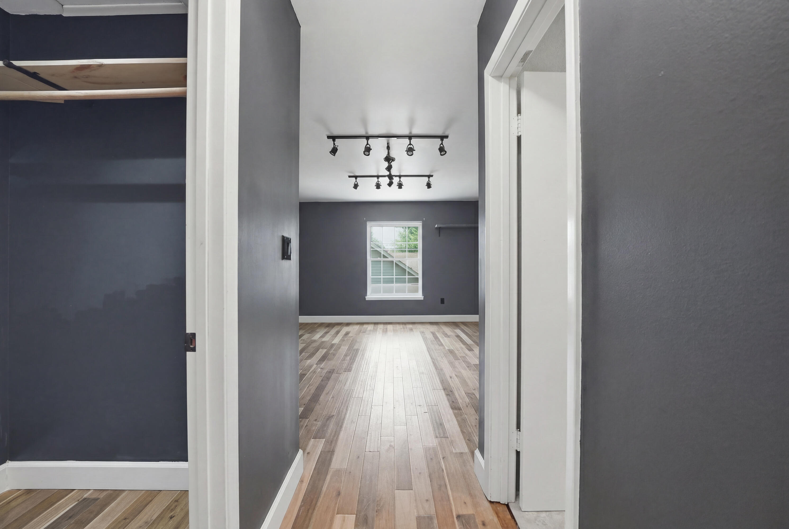 PINEWOOD ESTATES 2 - Residential Lease