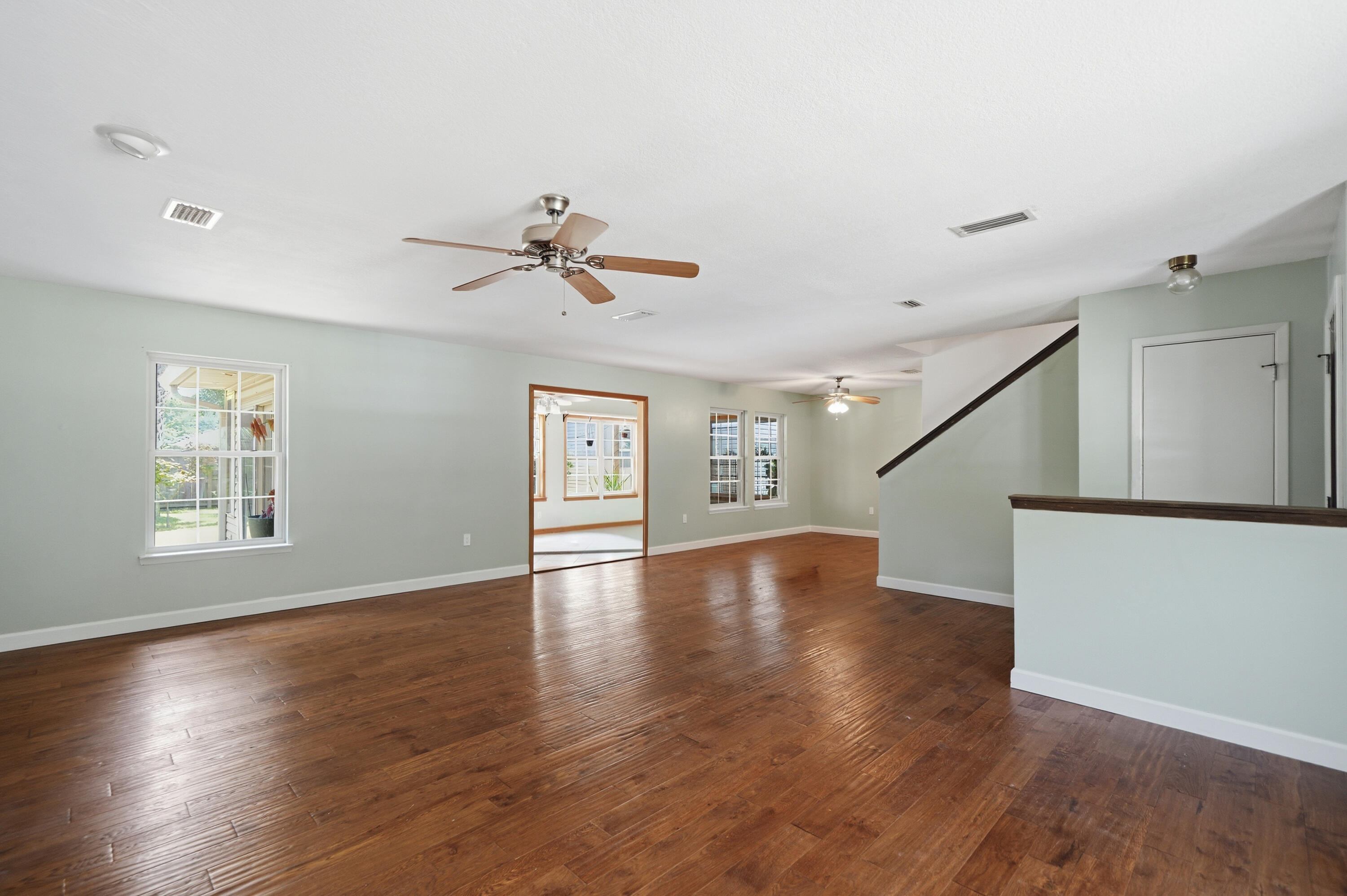PINEWOOD ESTATES 2 - Residential Lease