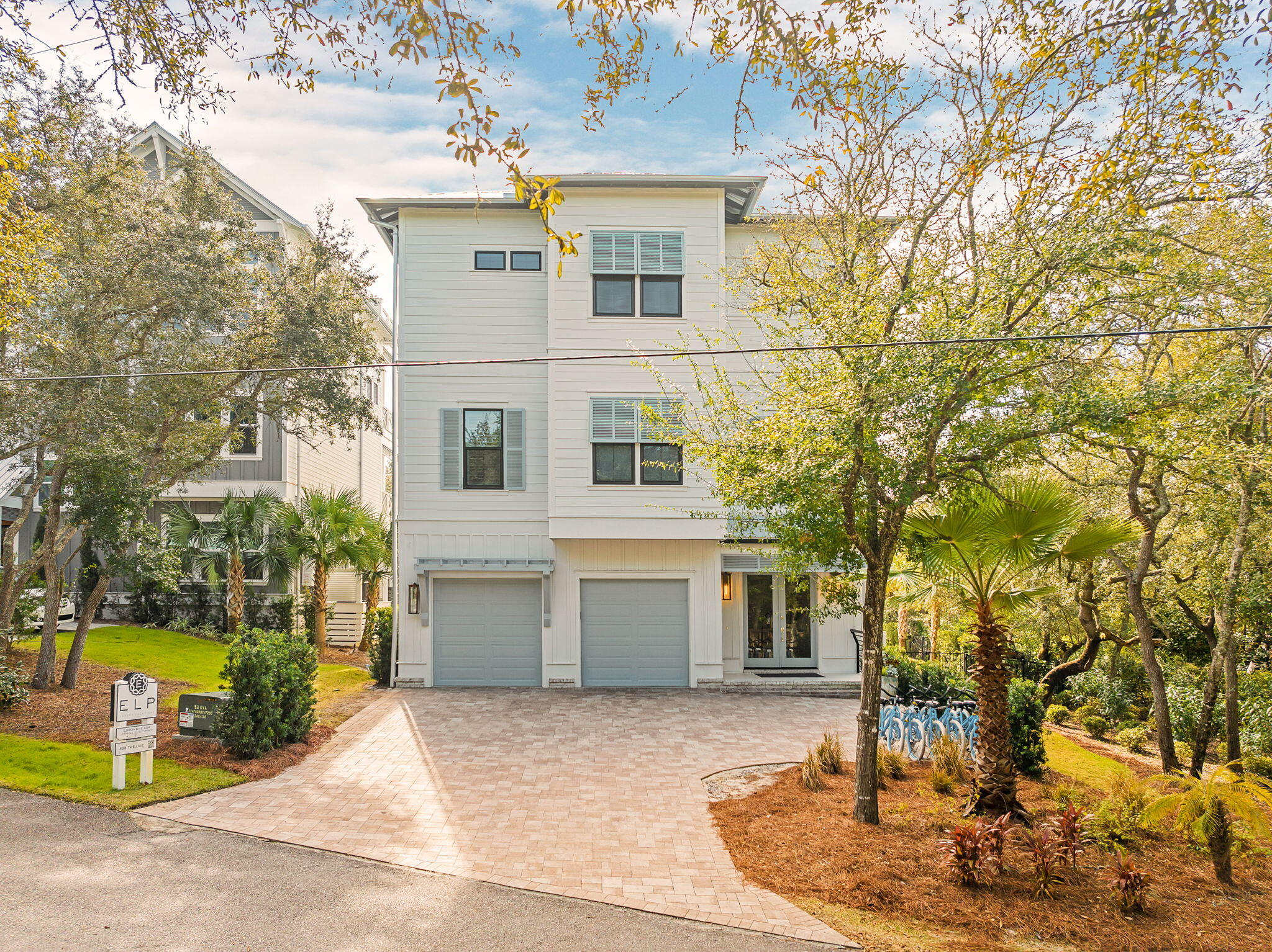 BEACH HIGHLAND - Residential