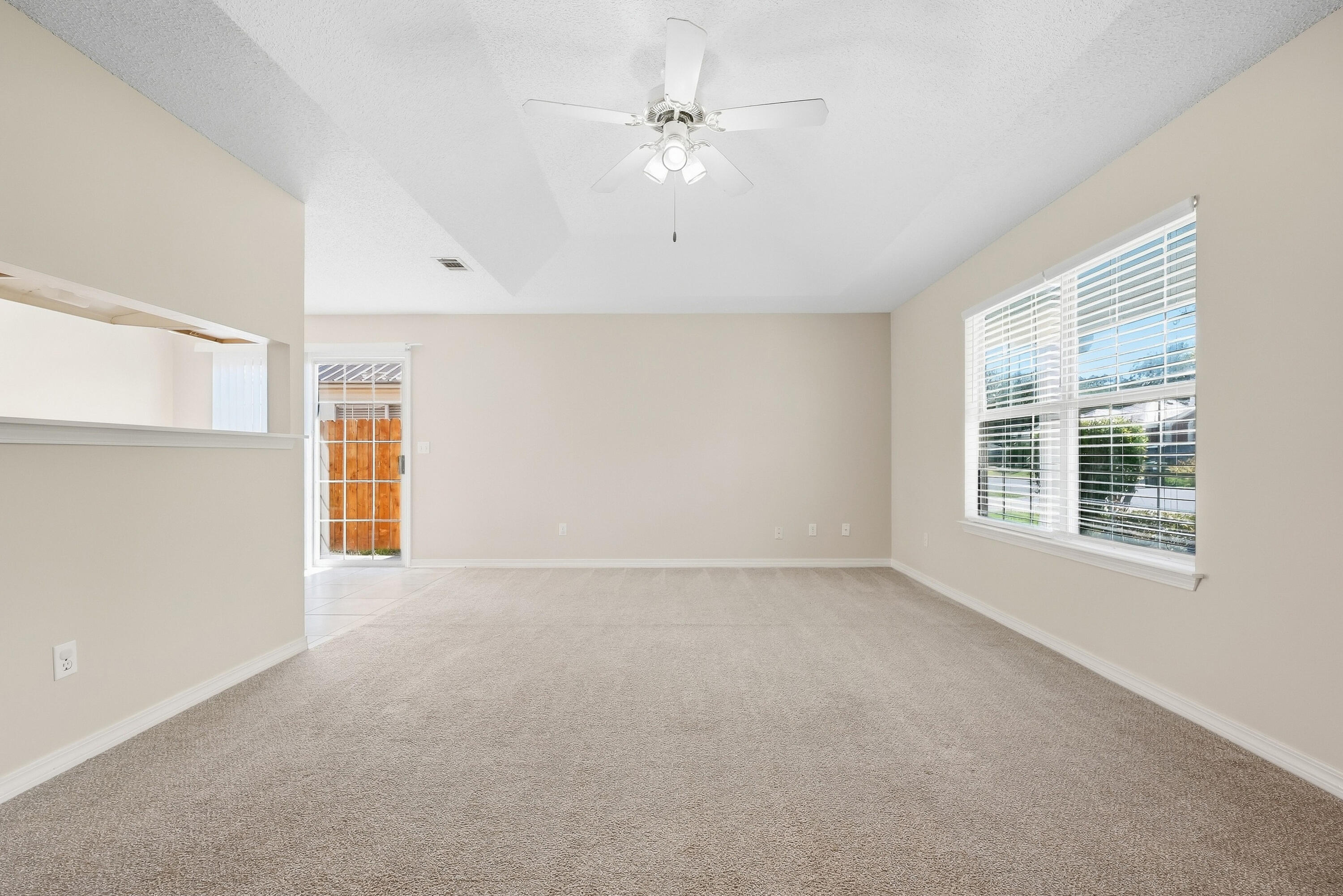 OLD TOWN PH 1 - Residential Lease