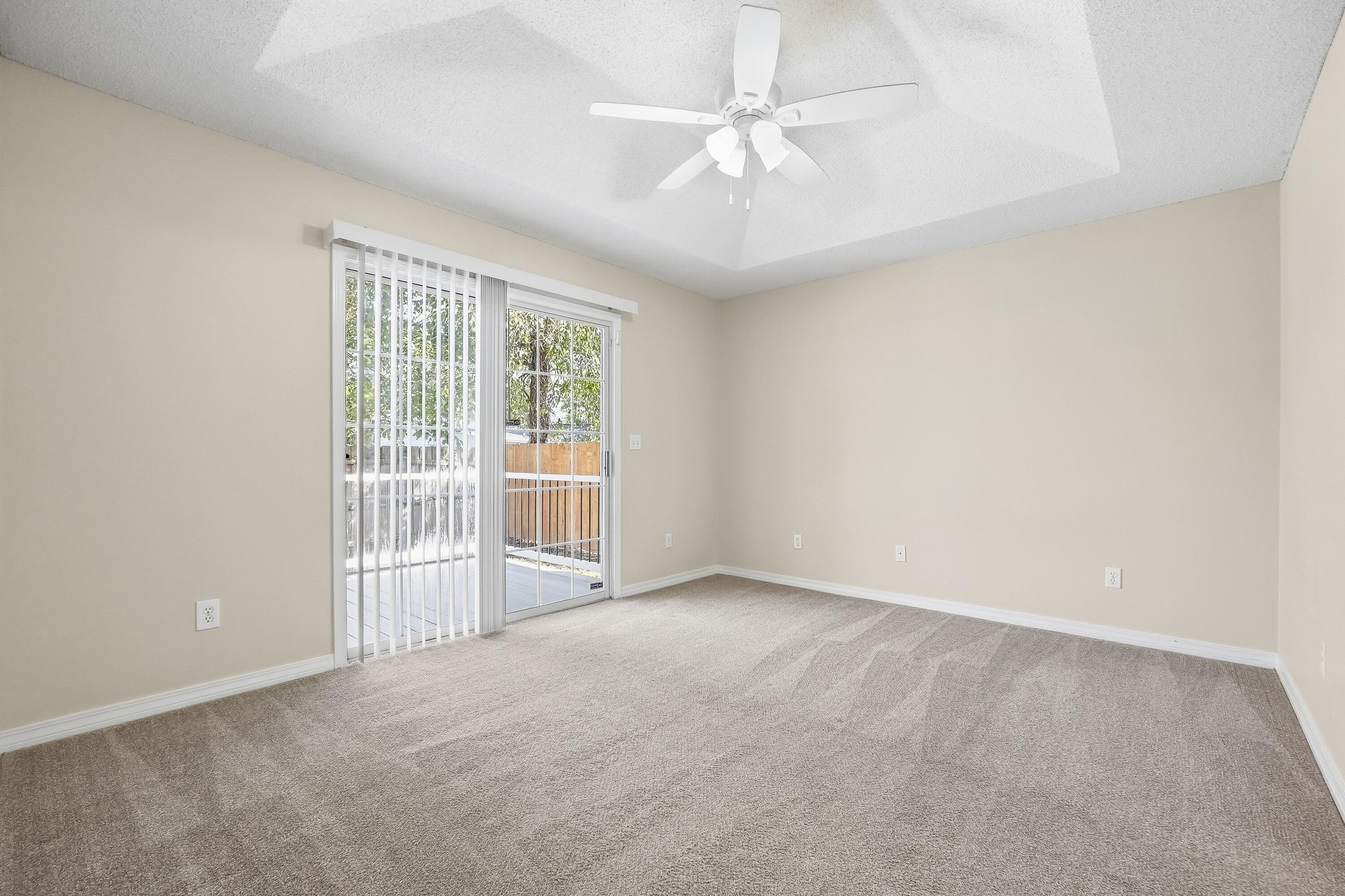 OLD TOWN PH 1 - Residential Lease