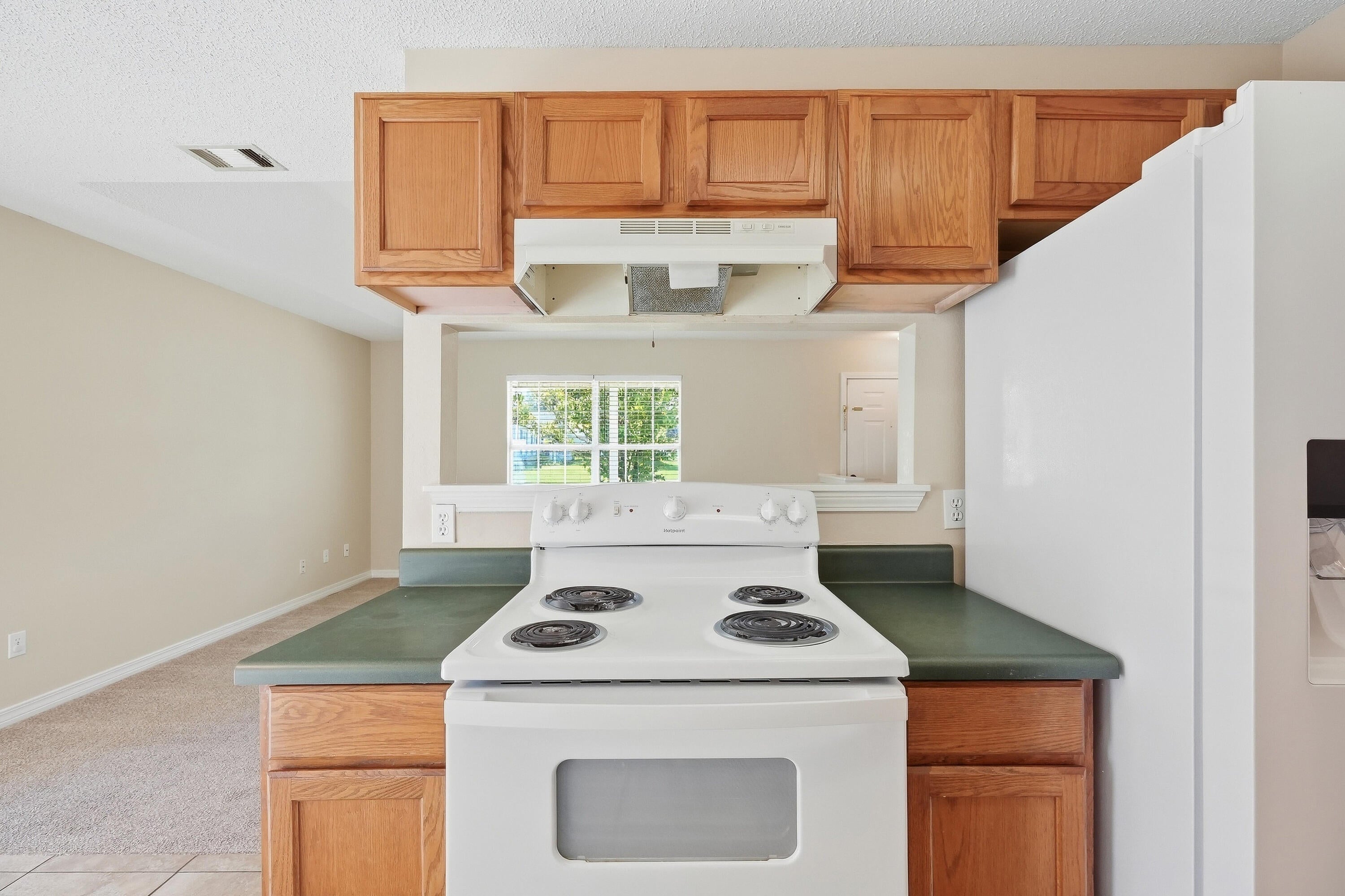 OLD TOWN PH 1 - Residential Lease