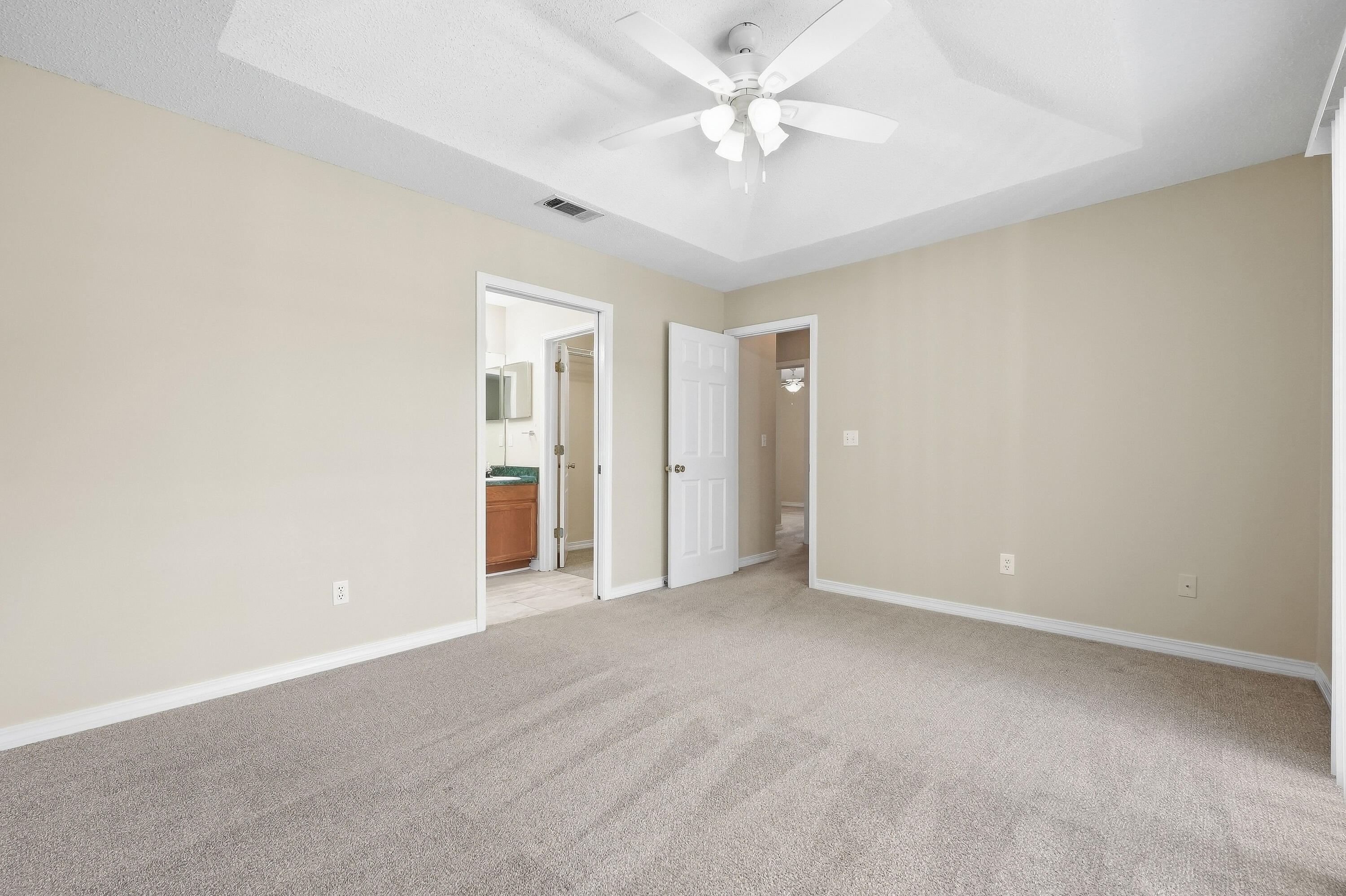 OLD TOWN PH 1 - Residential Lease