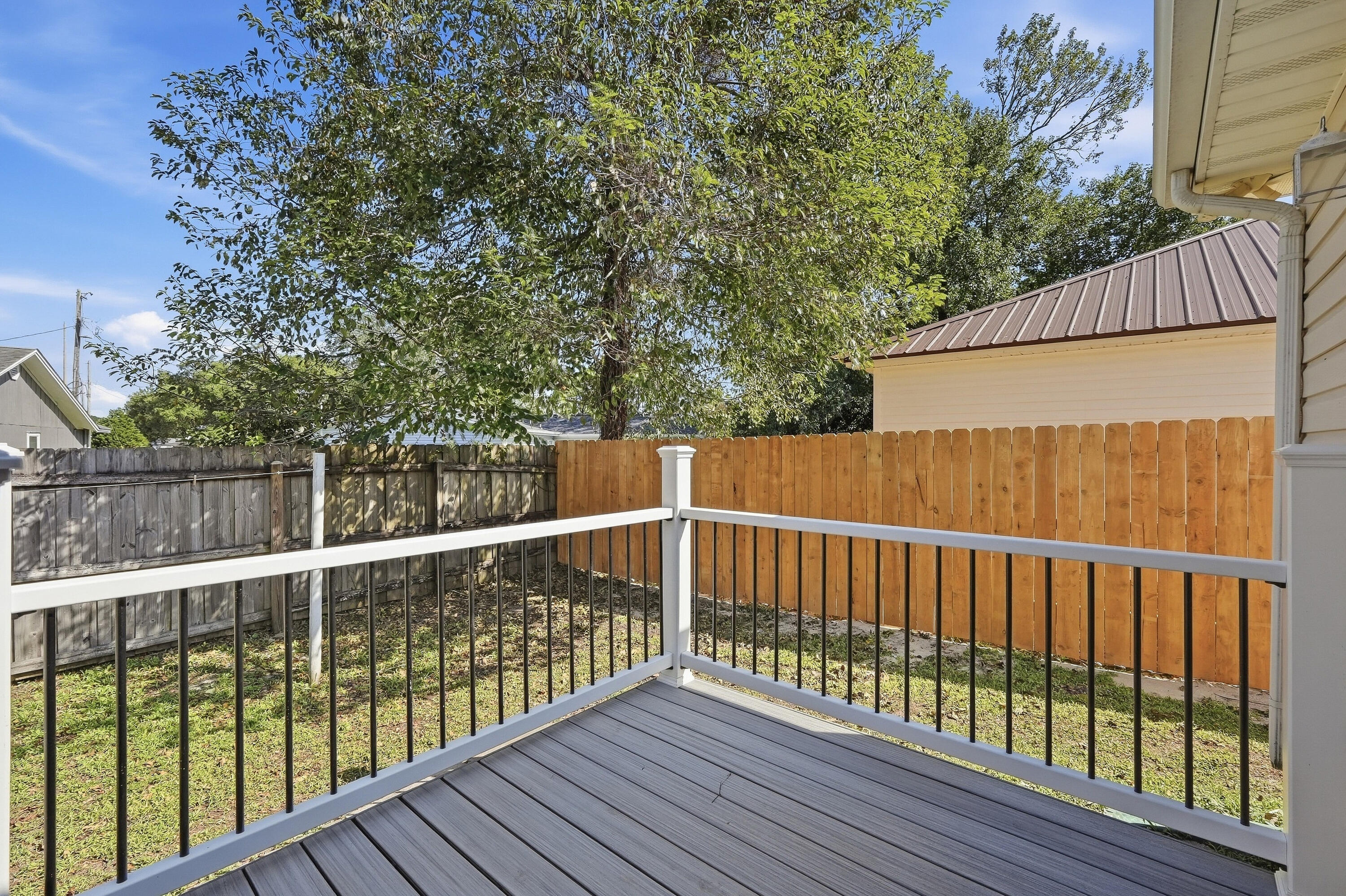 OLD TOWN PH 1 - Residential Lease