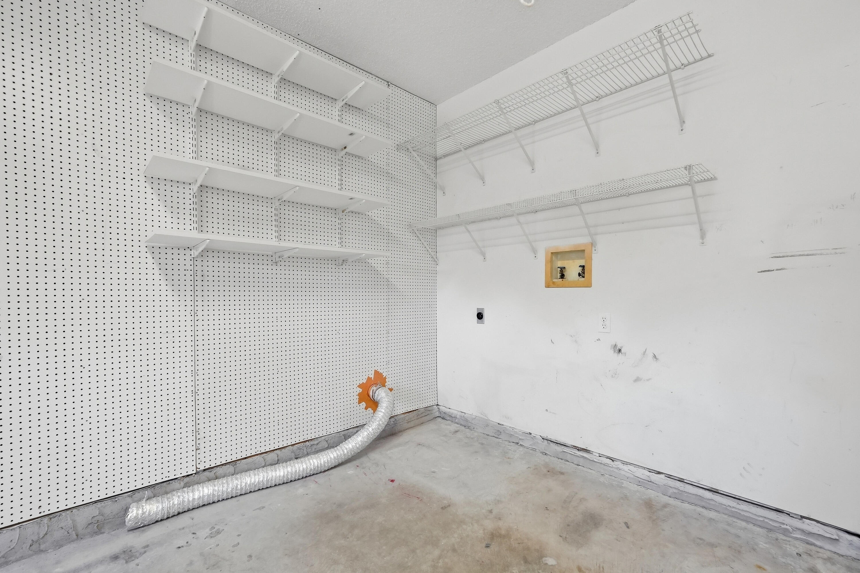 OLD TOWN PH 1 - Residential Lease