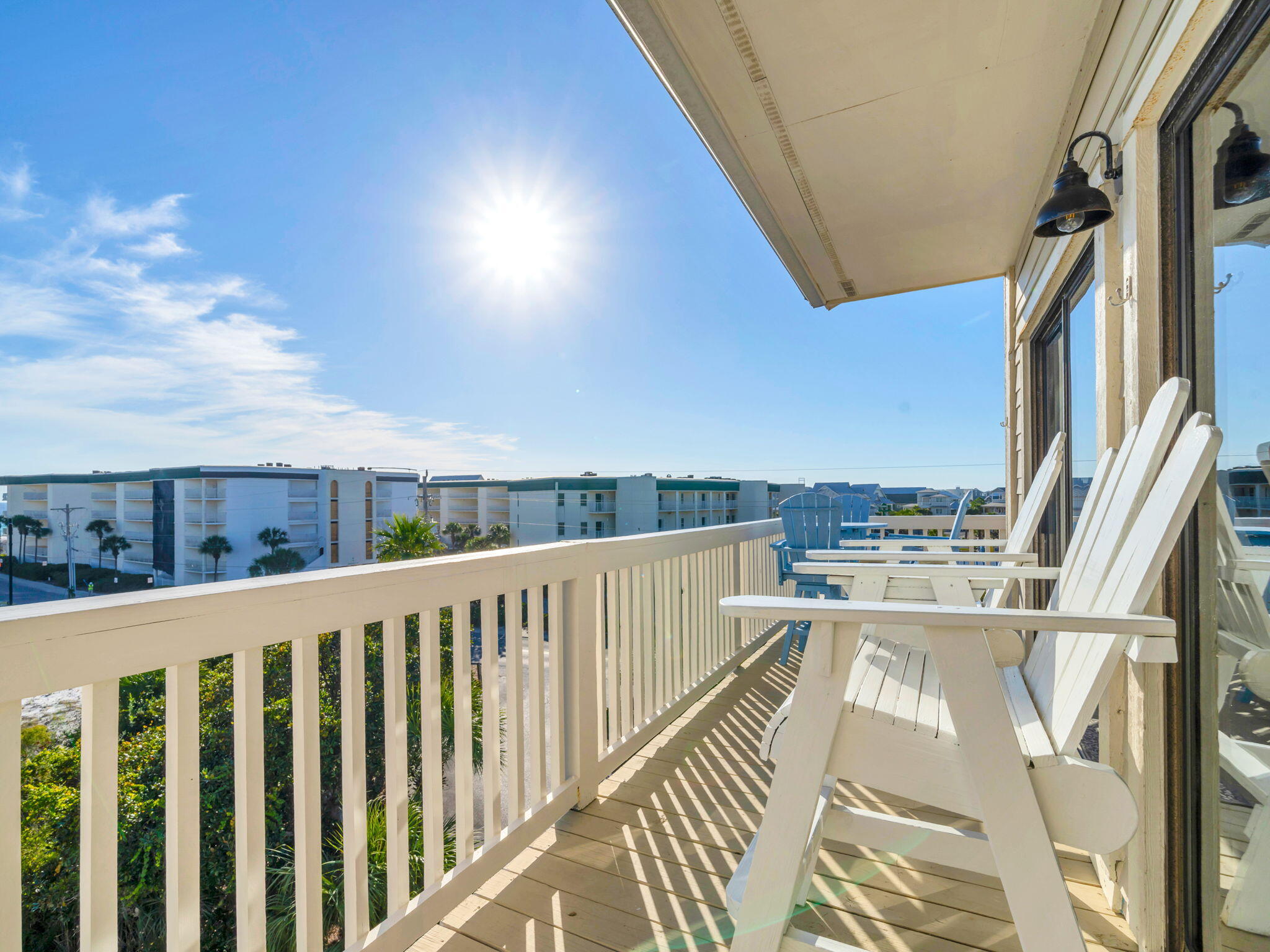 BEACHFRONT 2 PH 1 - Residential