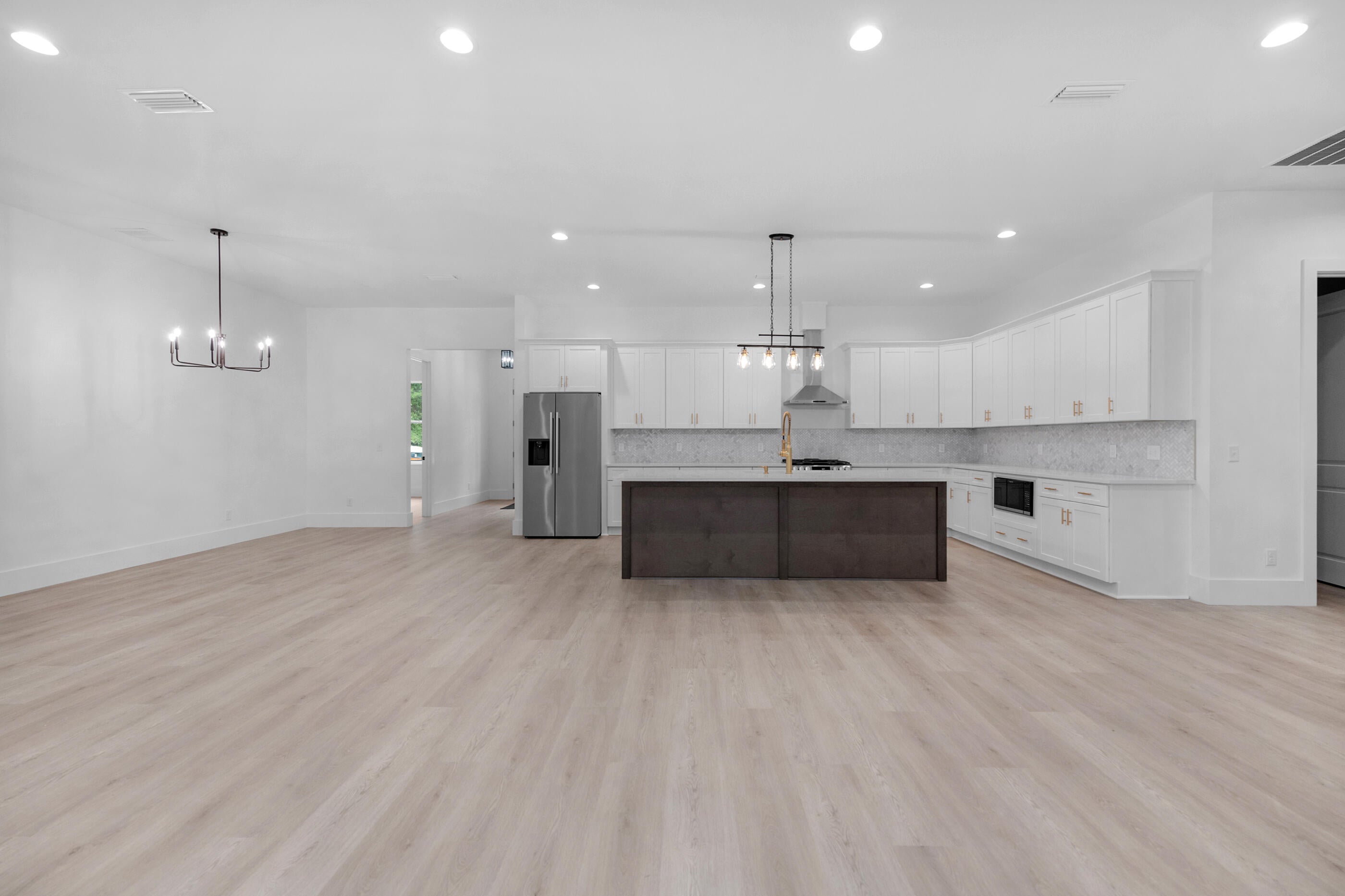 MAGNOLIA BAY ESTATES - Residential