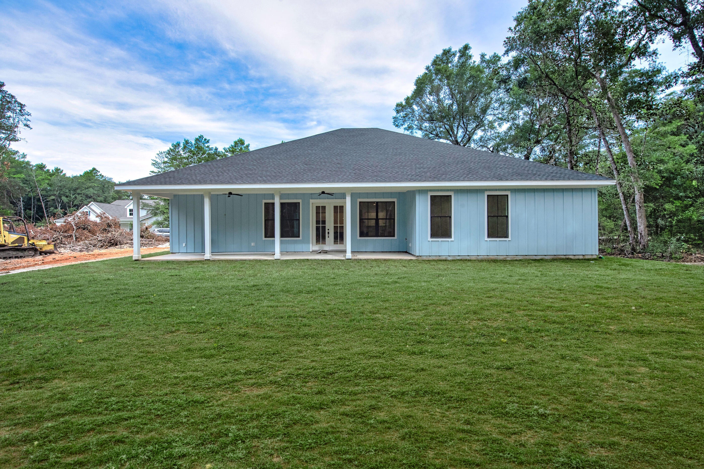MAGNOLIA BAY ESTATES - Residential