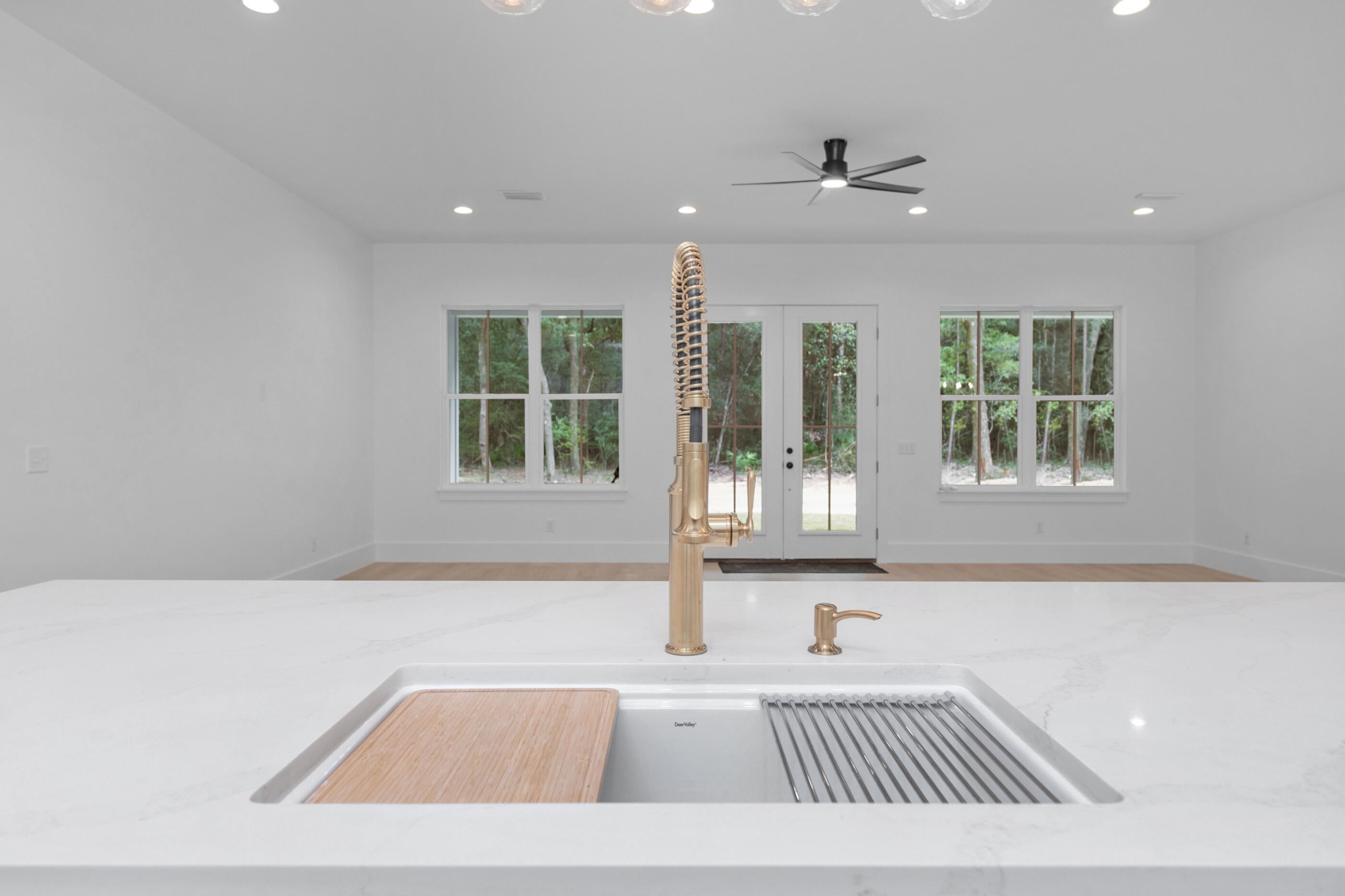 MAGNOLIA BAY ESTATES - Residential