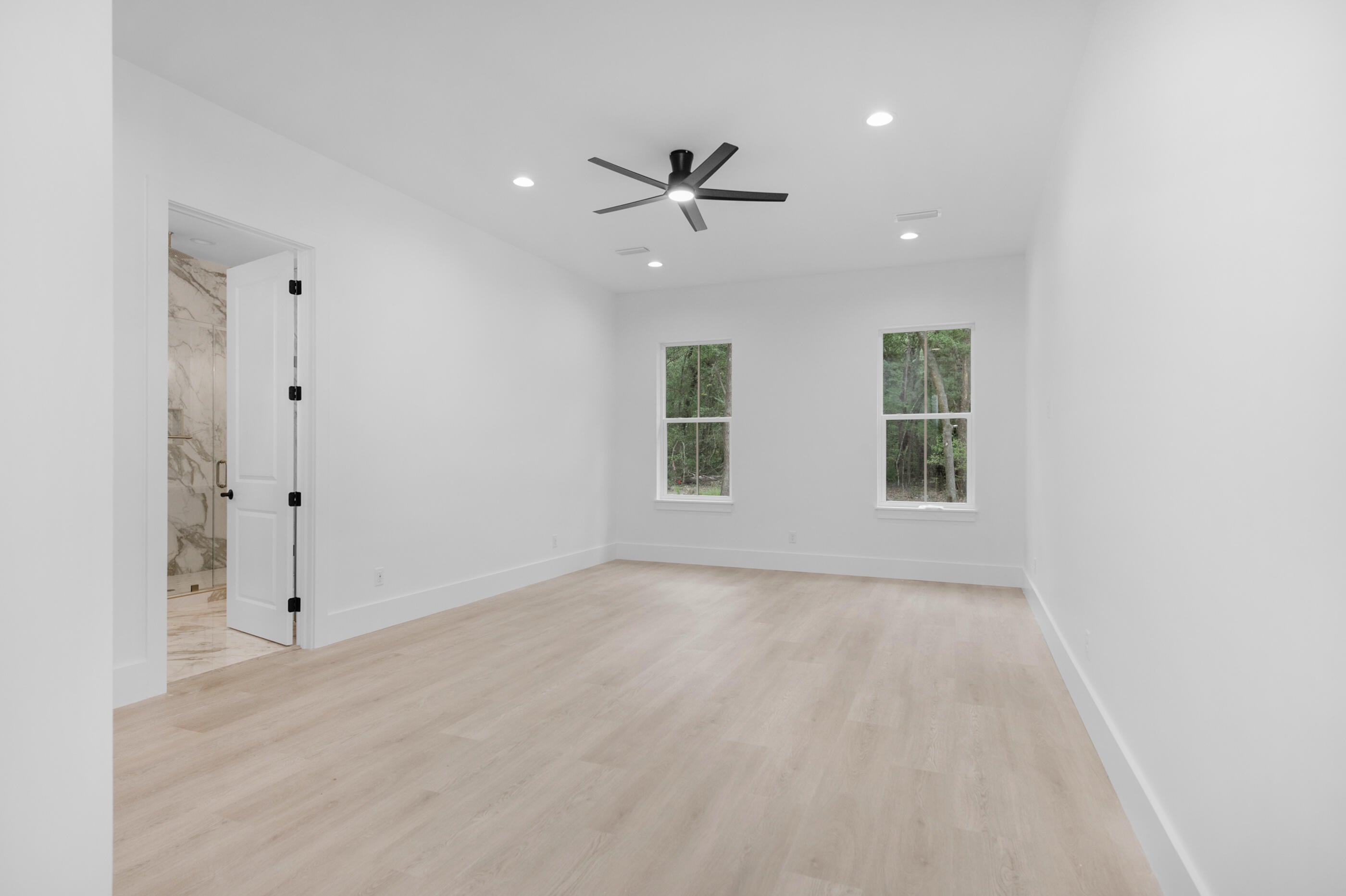 MAGNOLIA BAY ESTATES - Residential