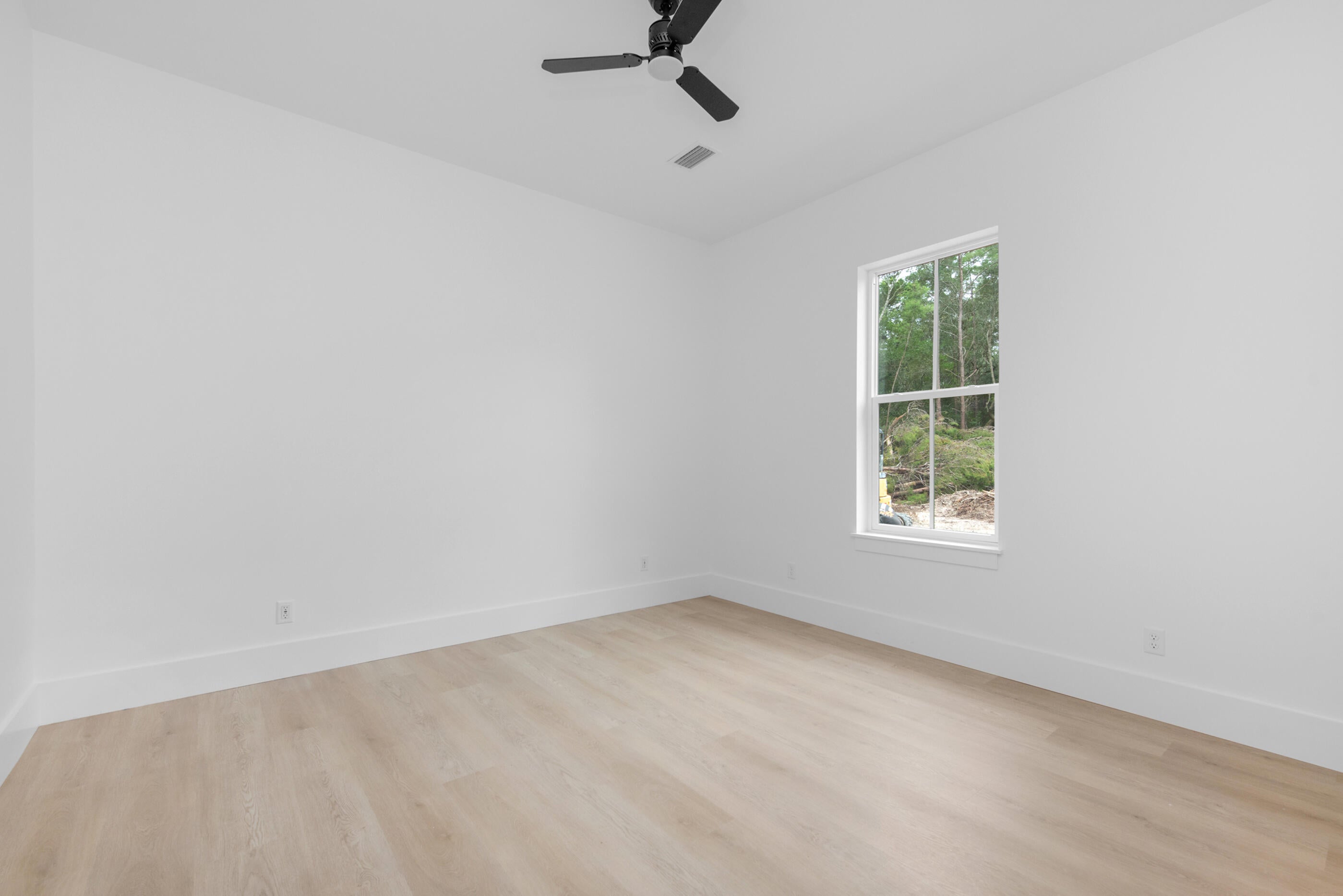 MAGNOLIA BAY ESTATES - Residential