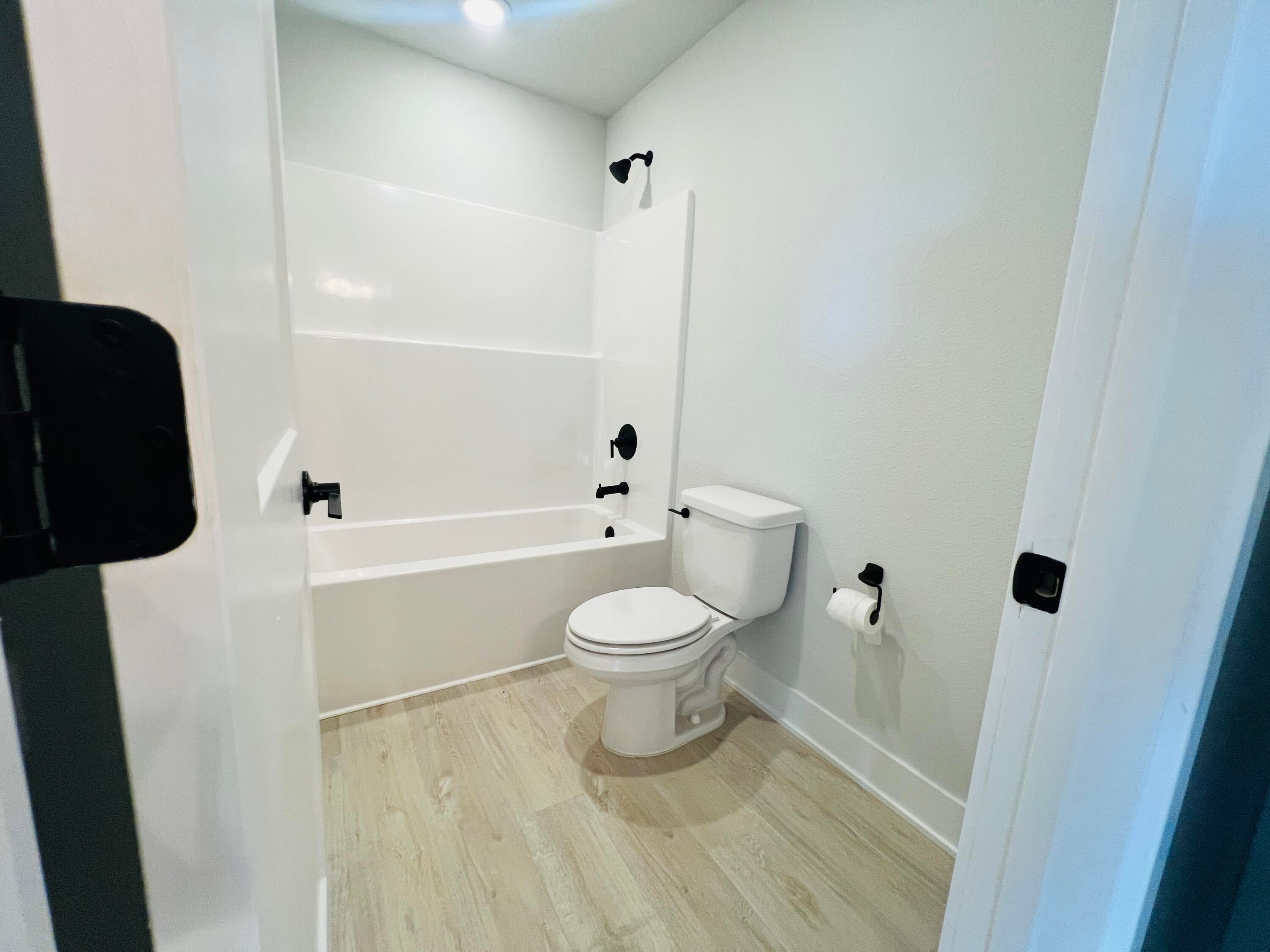 HIDDEN PINES PH 1 - Residential
