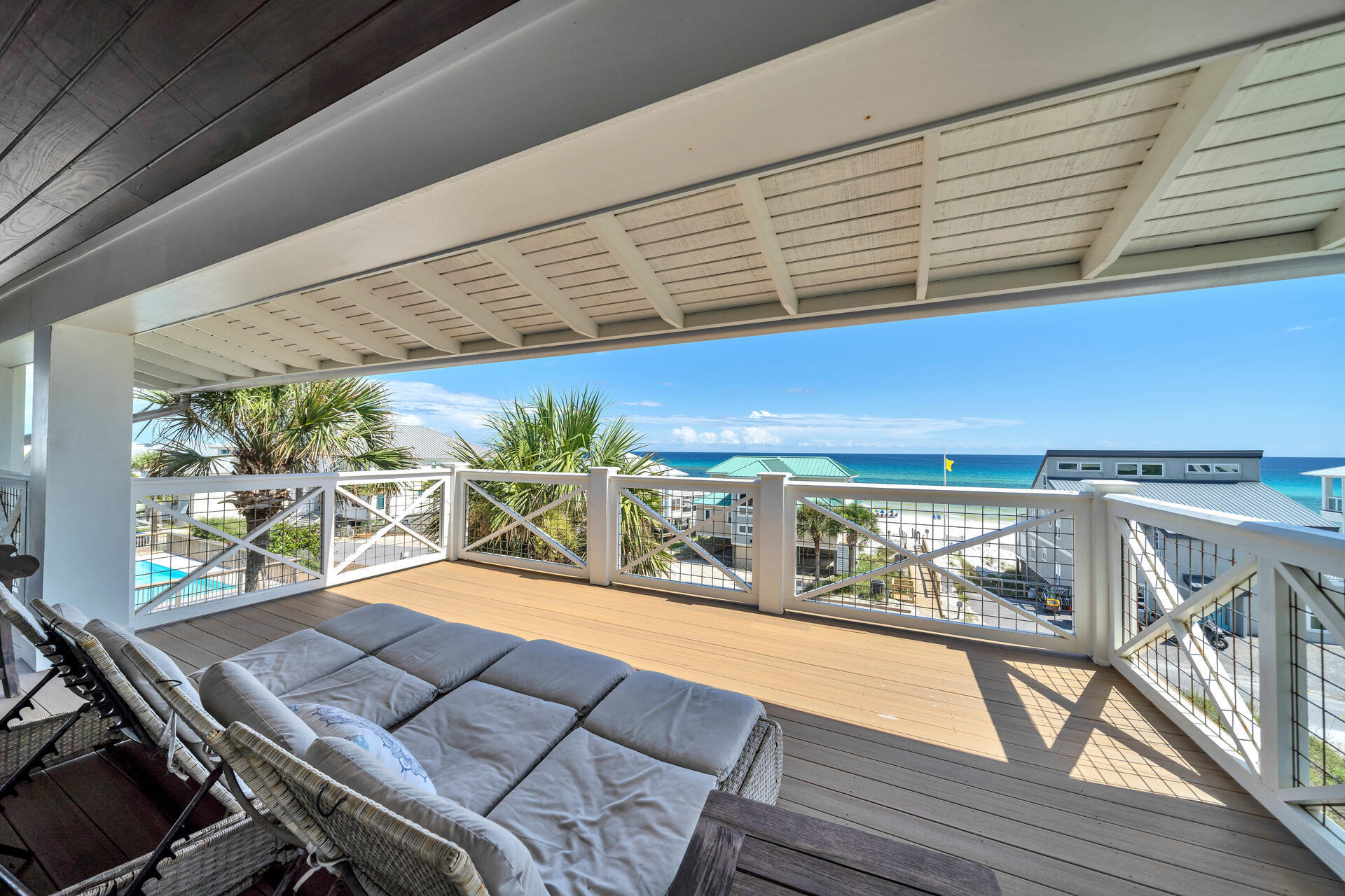GULF TRACE 1 - Residential