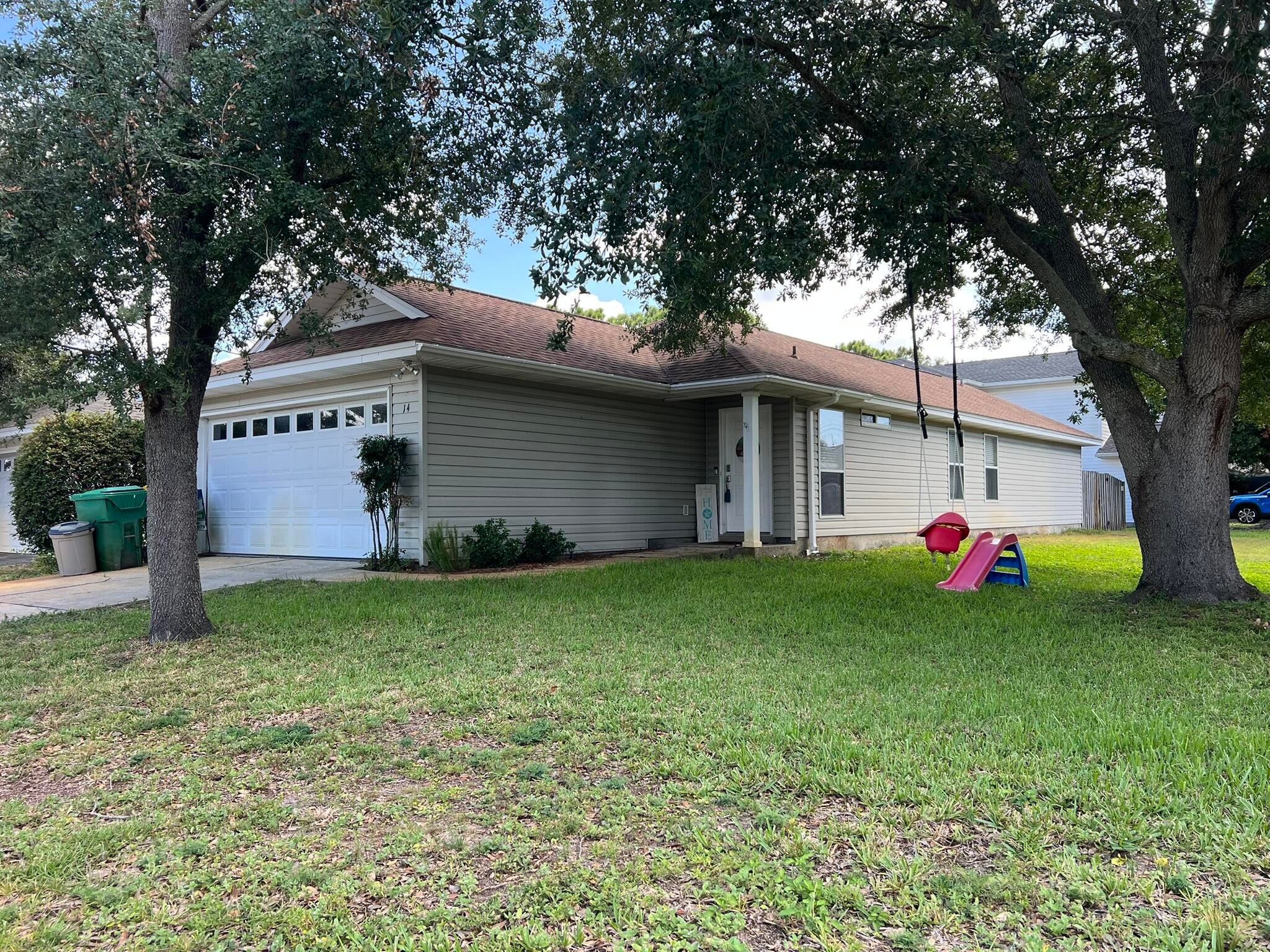 New Price! Great Location - convenient to Eglin AFB. This corner lot home offers a large front/side yard and a huge rear wood deck, which leads you to the exclusive-use common area park - fenced, wooded with shaded trails and open play areas.  New roof in 2022, HVAC 2021 and has durable LVP (luxury vinyl plank) throughout. Main living areas enjoy vaulted ceilings and open floor plan, ready for entertaining! Primary bath includes double vanities and walk-in closet. Live Oak fiber optics already installed! Exterior is easy maintenance with vinyl siding.  Amazing property and price! Don't miss out!