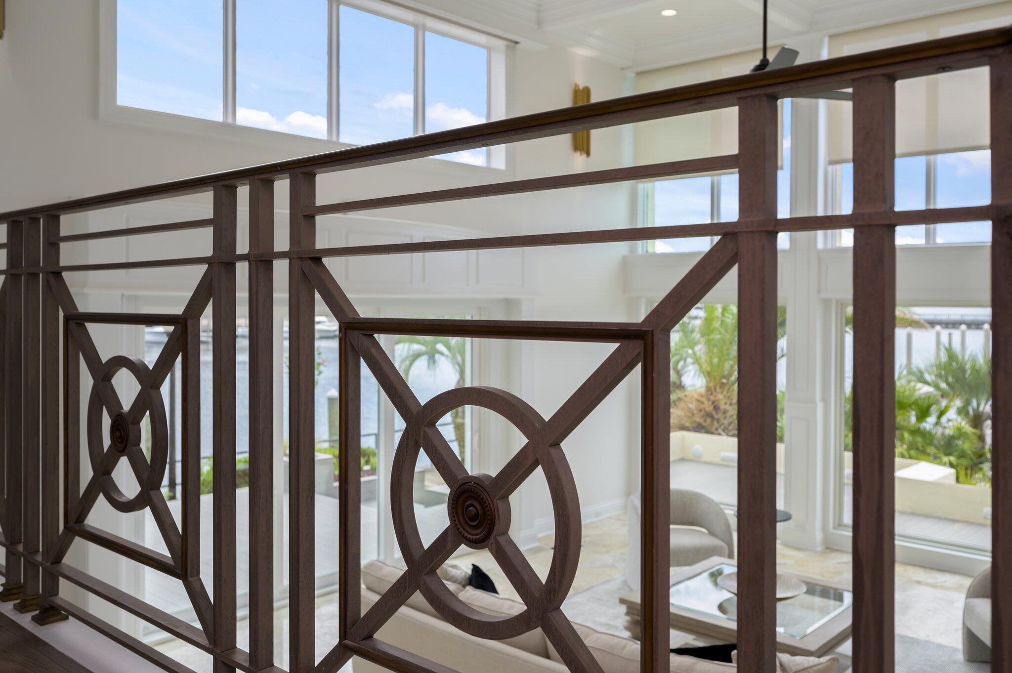 PORT ROYAL CONDOMINIUM - Residential